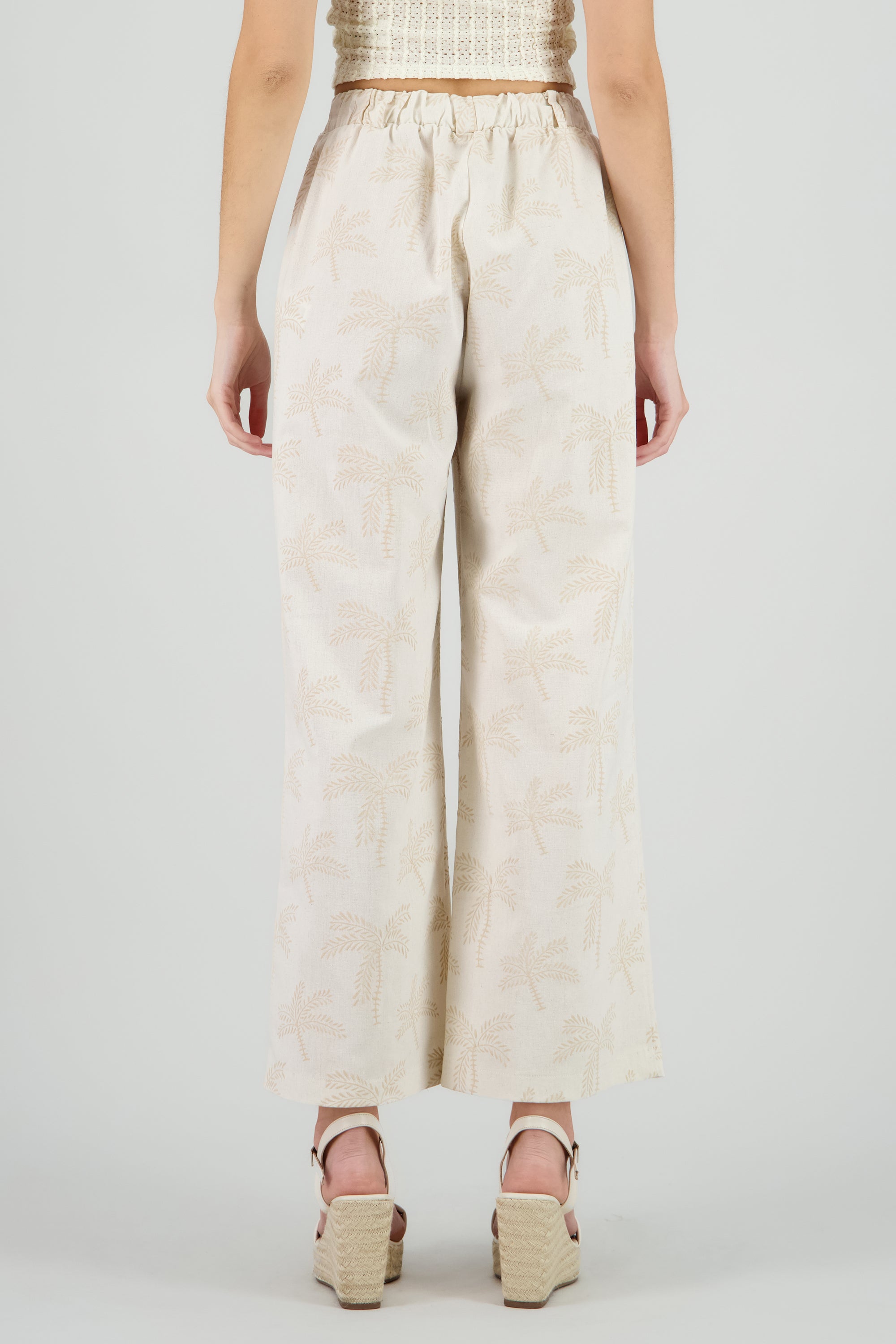Pantalon amplio detalle textura BEIGE