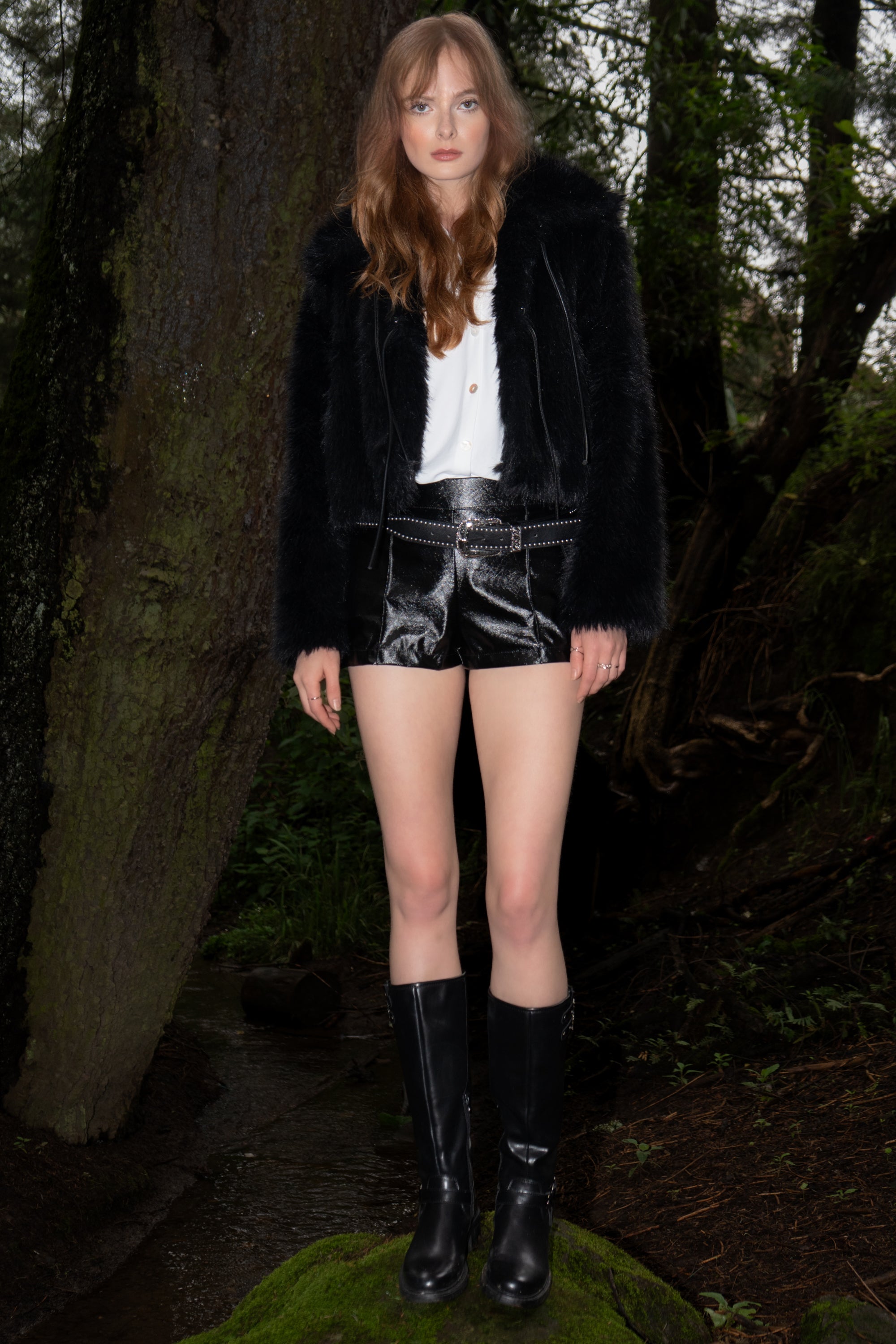 Shorts mini PU costuras NEGRO