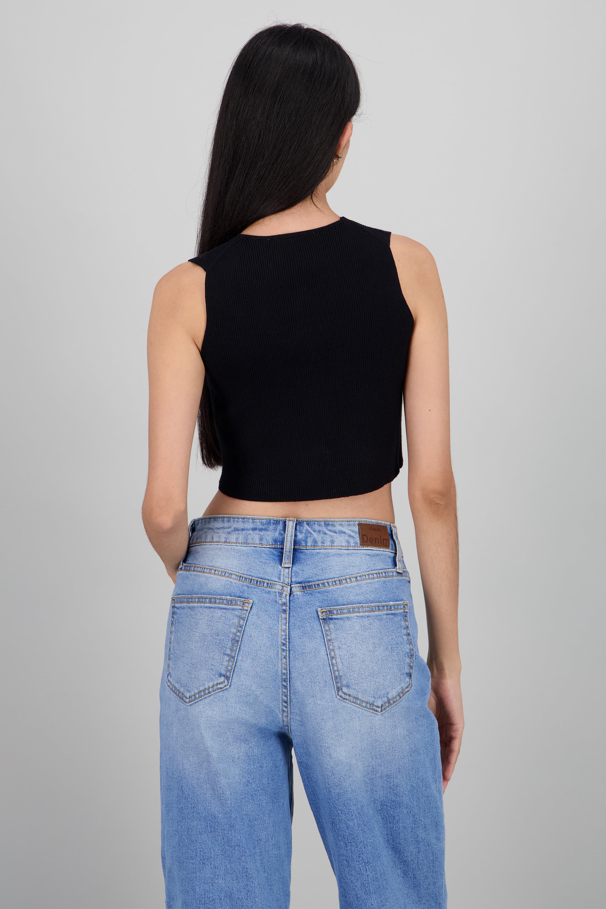 Top tejido rib con botones NEGRO