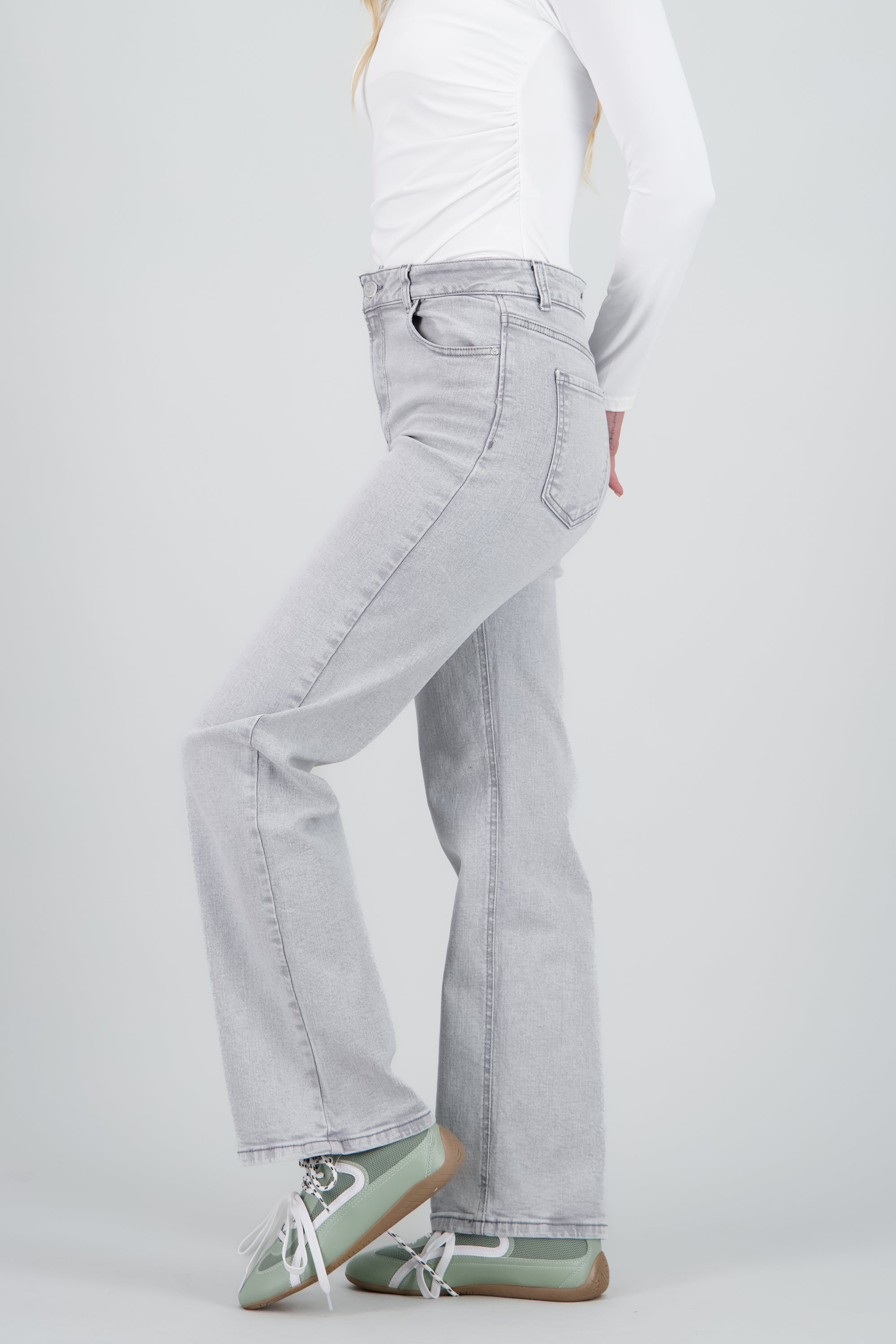 Jeans straight slim GRIS CLARO