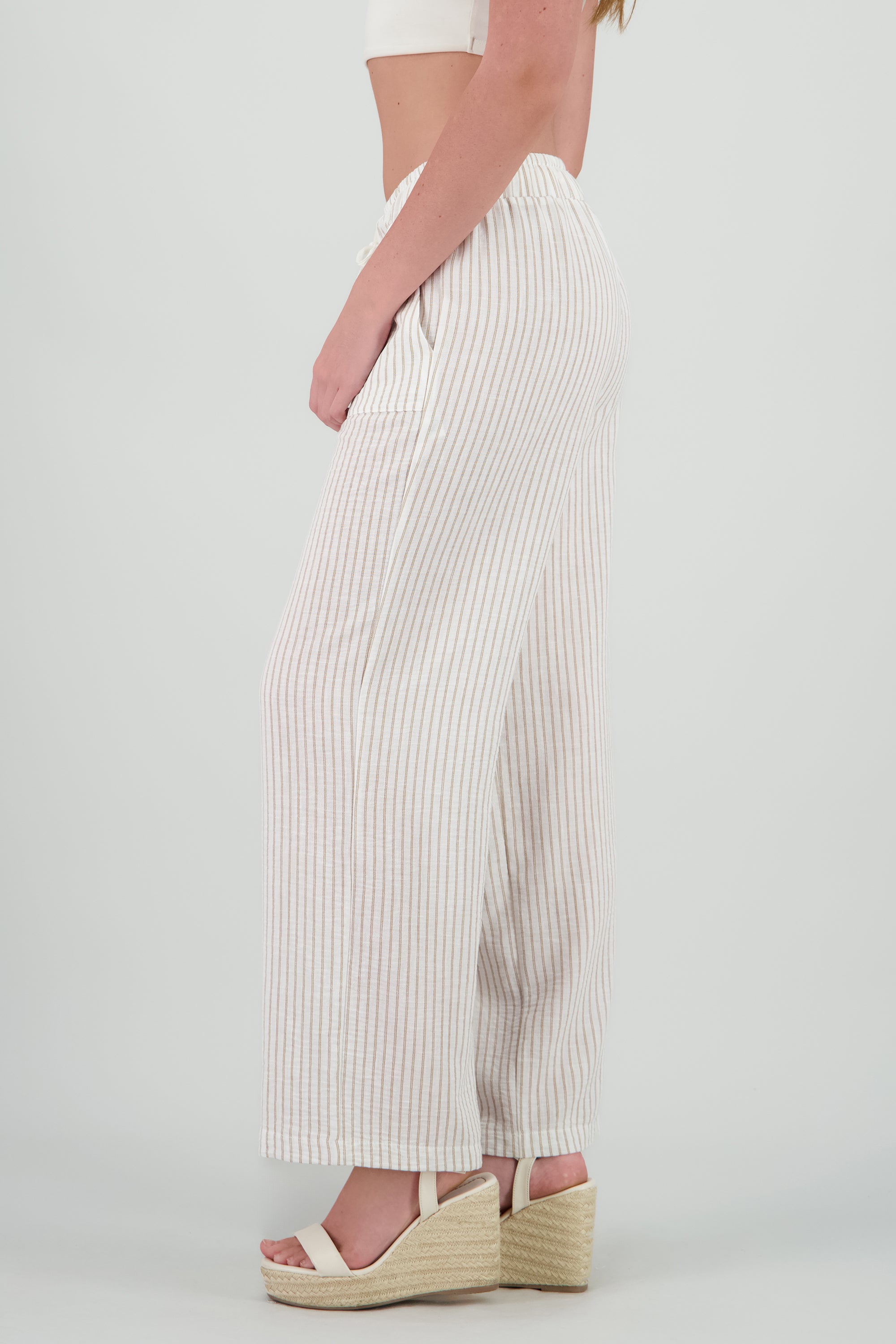 Pantalon fluido detalle jareta HUESO COMBO