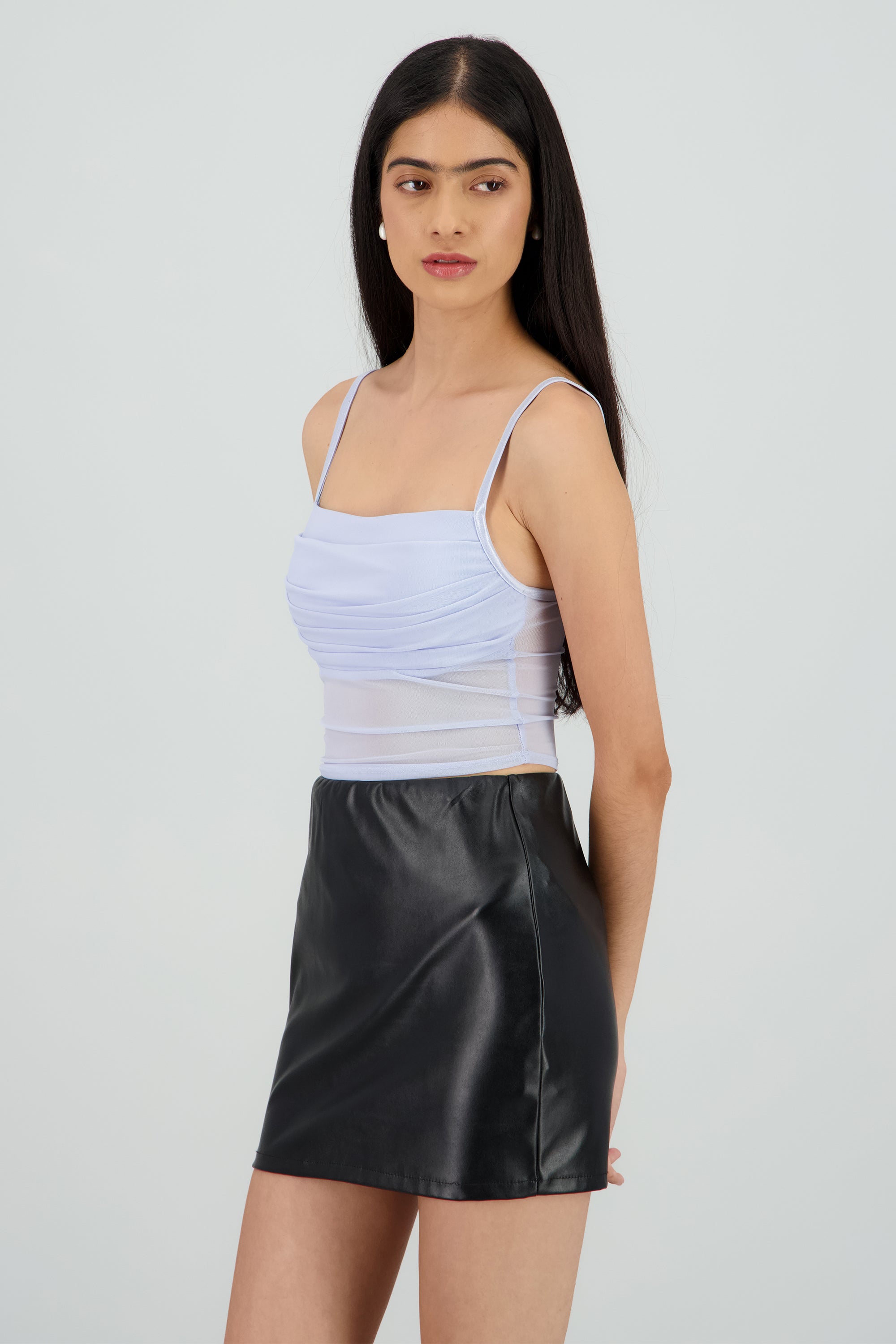Top mesh tirantes liso AZUL PASTEL