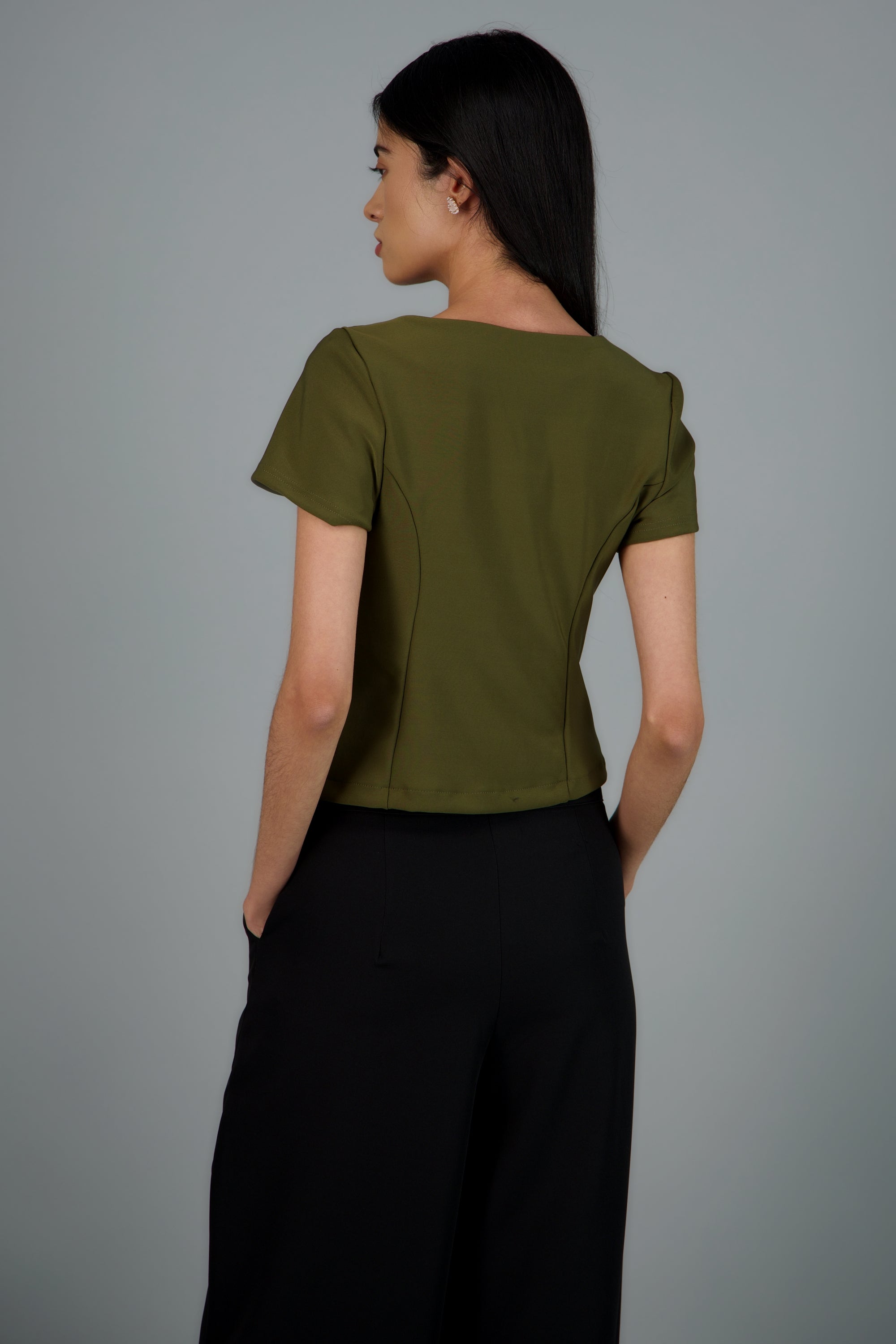 Top con botones manga corta OLIVO