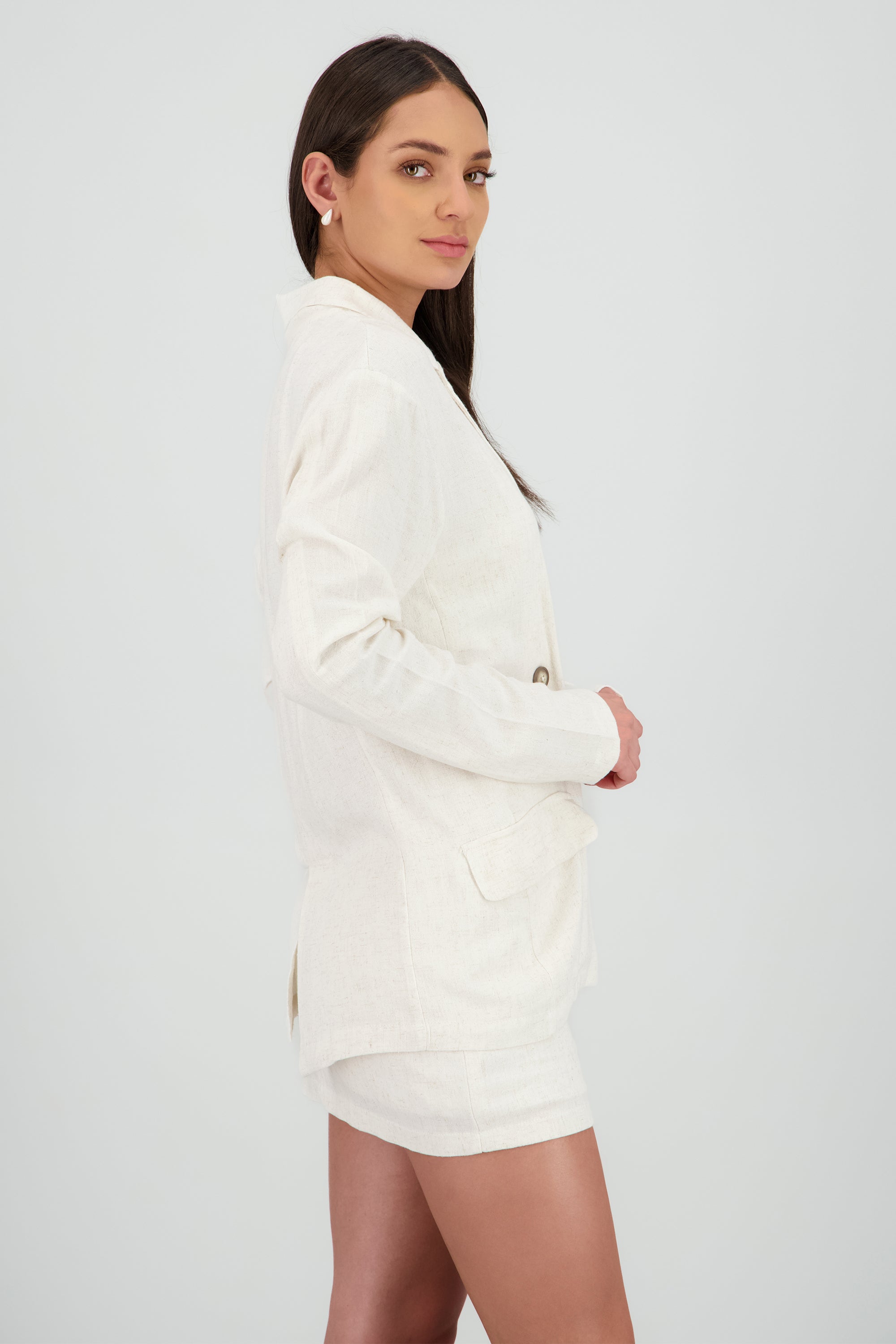 Blazer liso efecto lino con bolsas ARENA