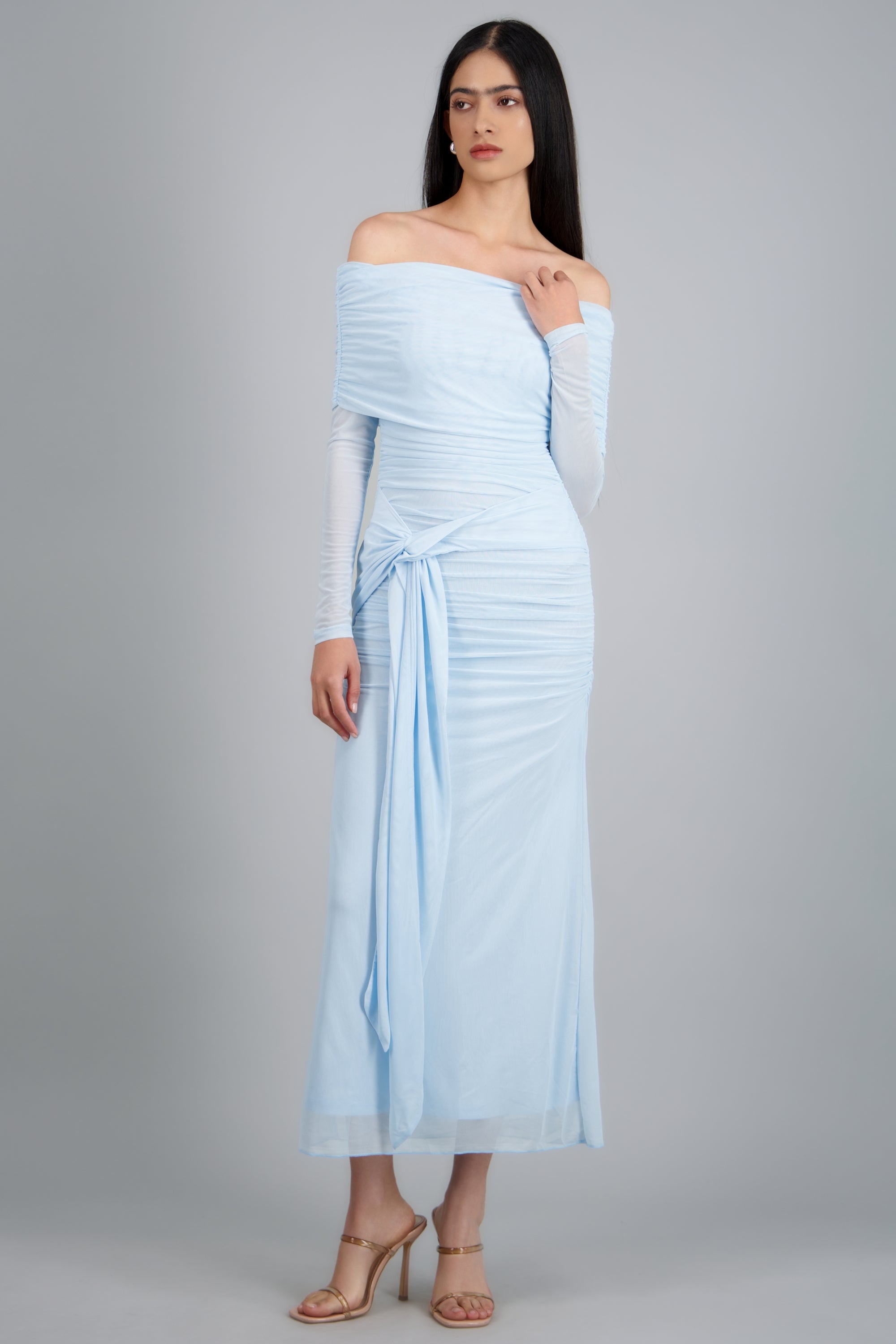 Vestido maxi de mesh con nudo AZUL PASTEL