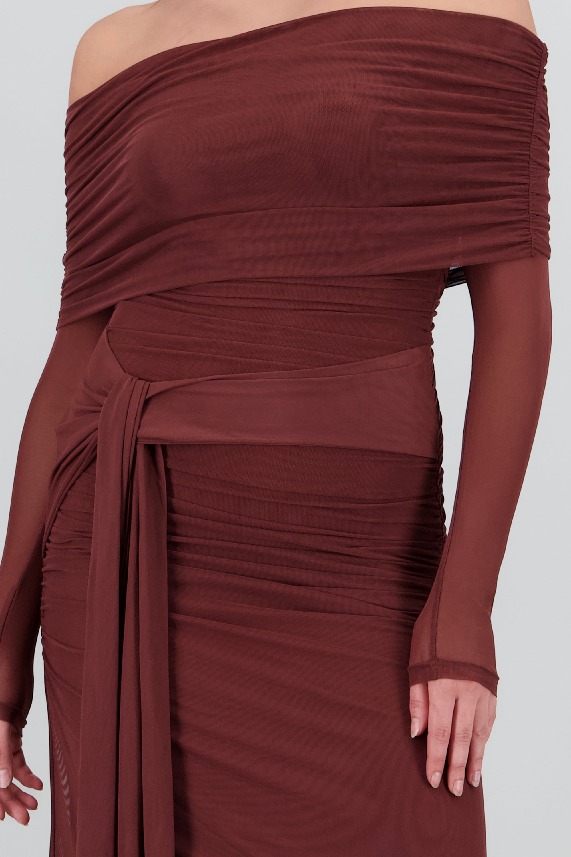 Vestido maxi de mesh con nudo CHOCOLATE