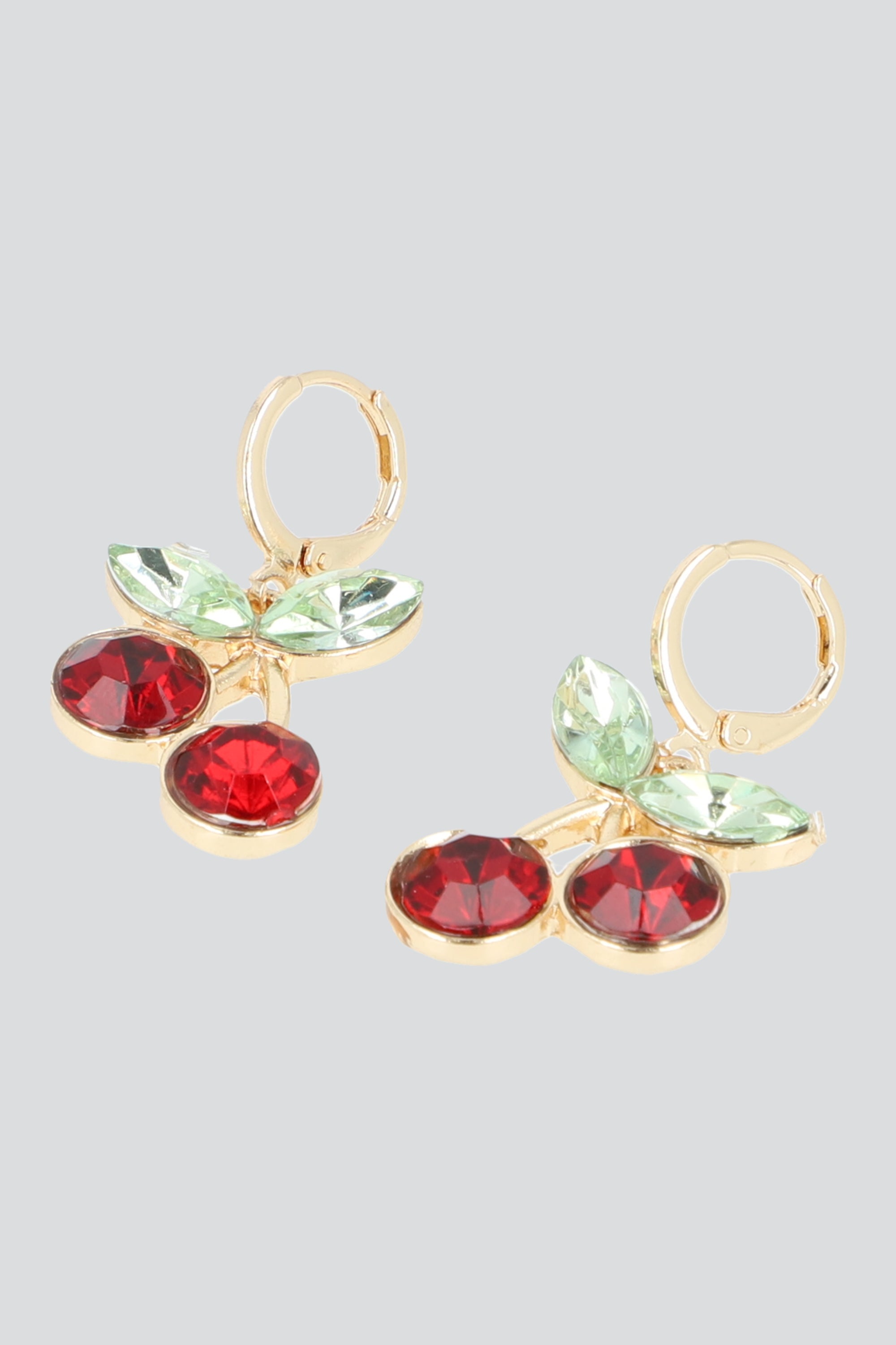 ARRACADAS CEREZA ORO