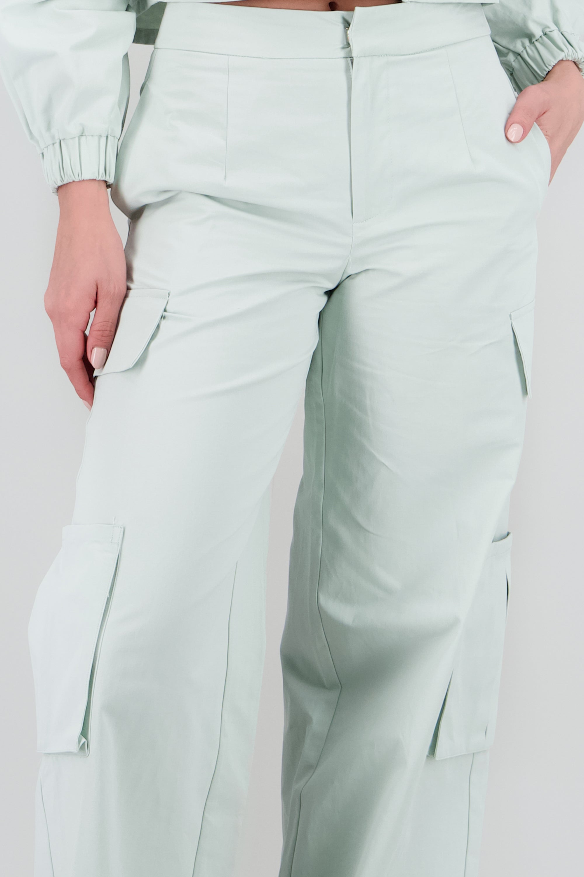 Pantalones cargo SAGE