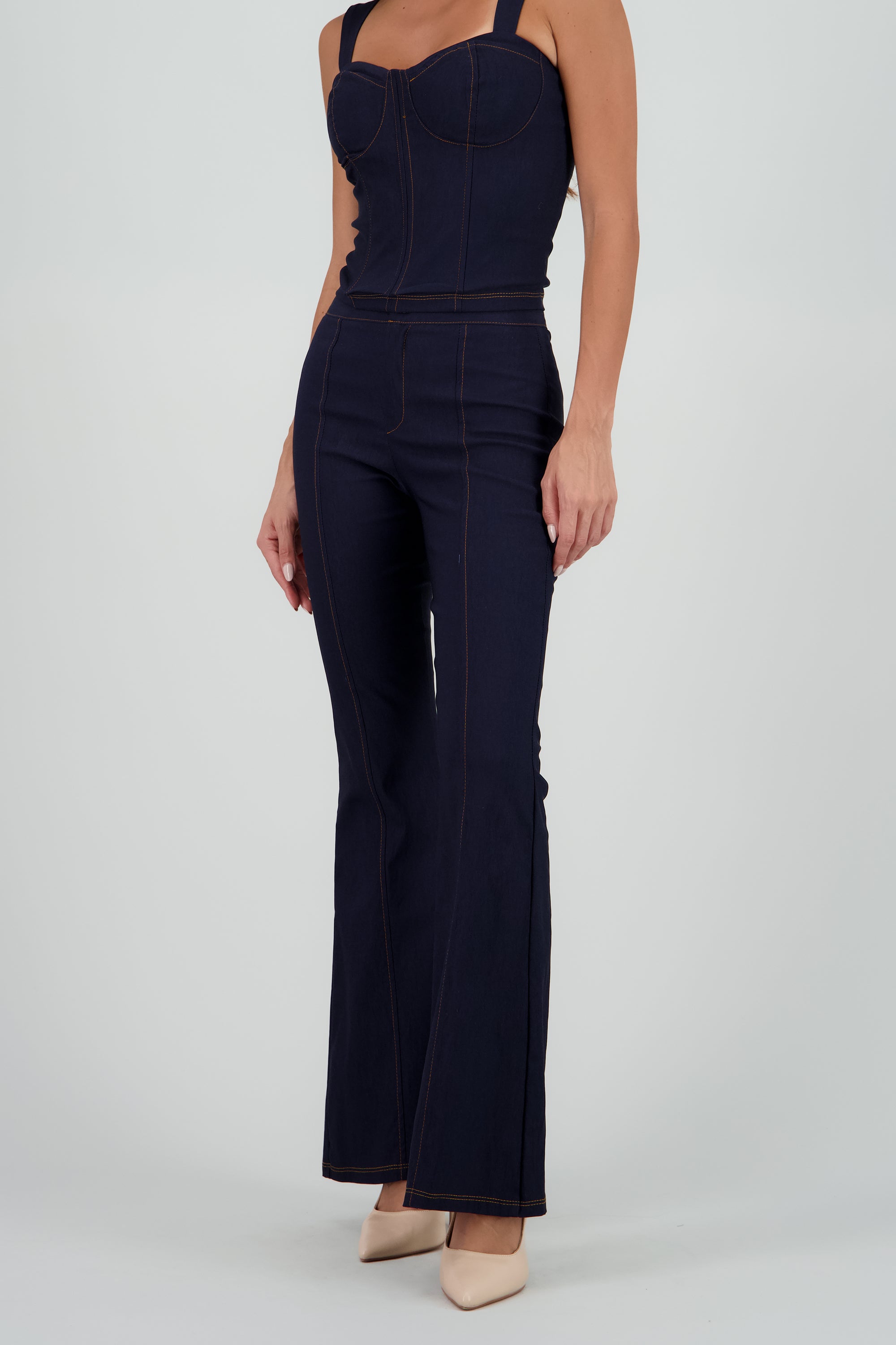 Pantalon high waisted flared contraste costuras DARK WASH