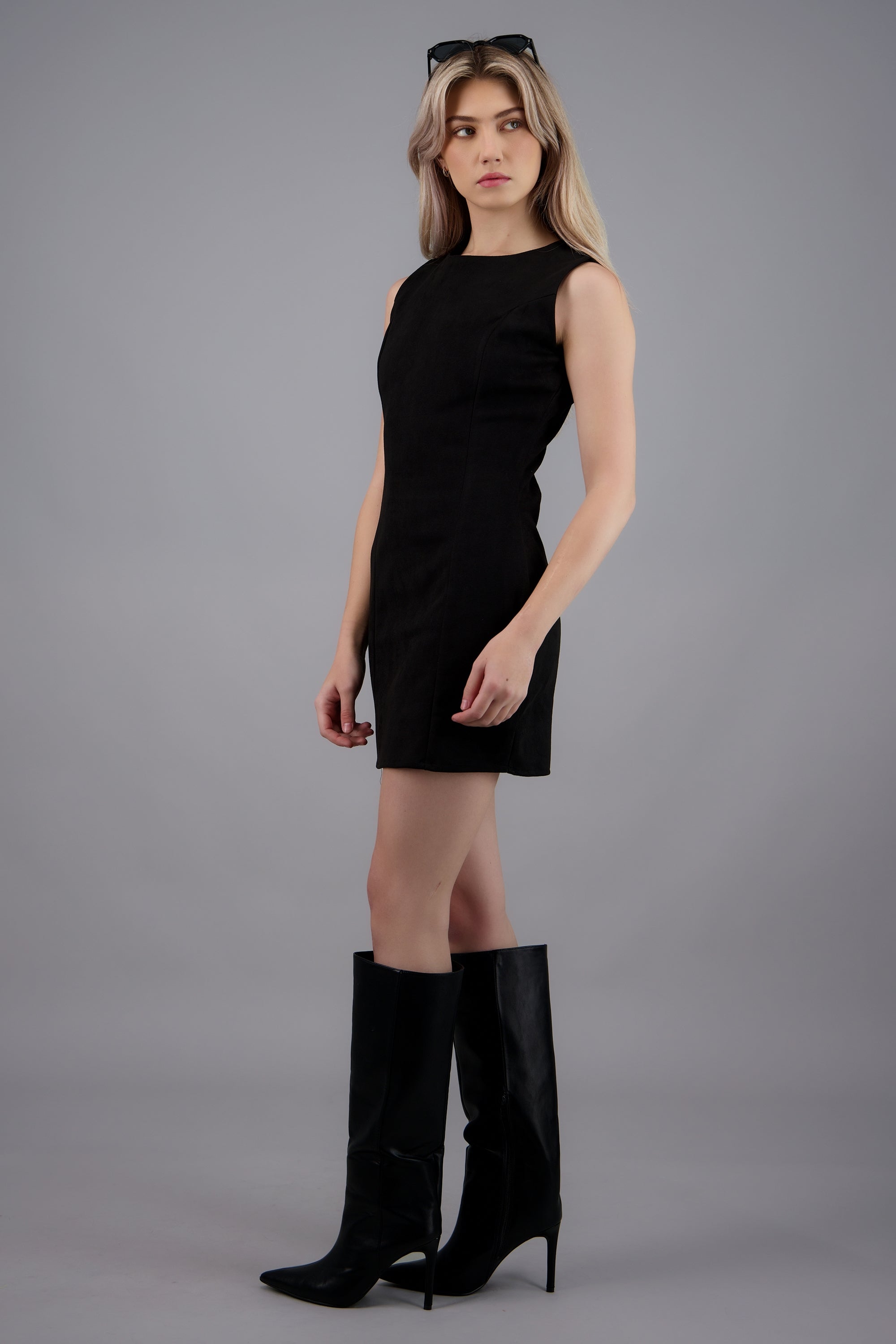 Vestido liso suede NEGRO