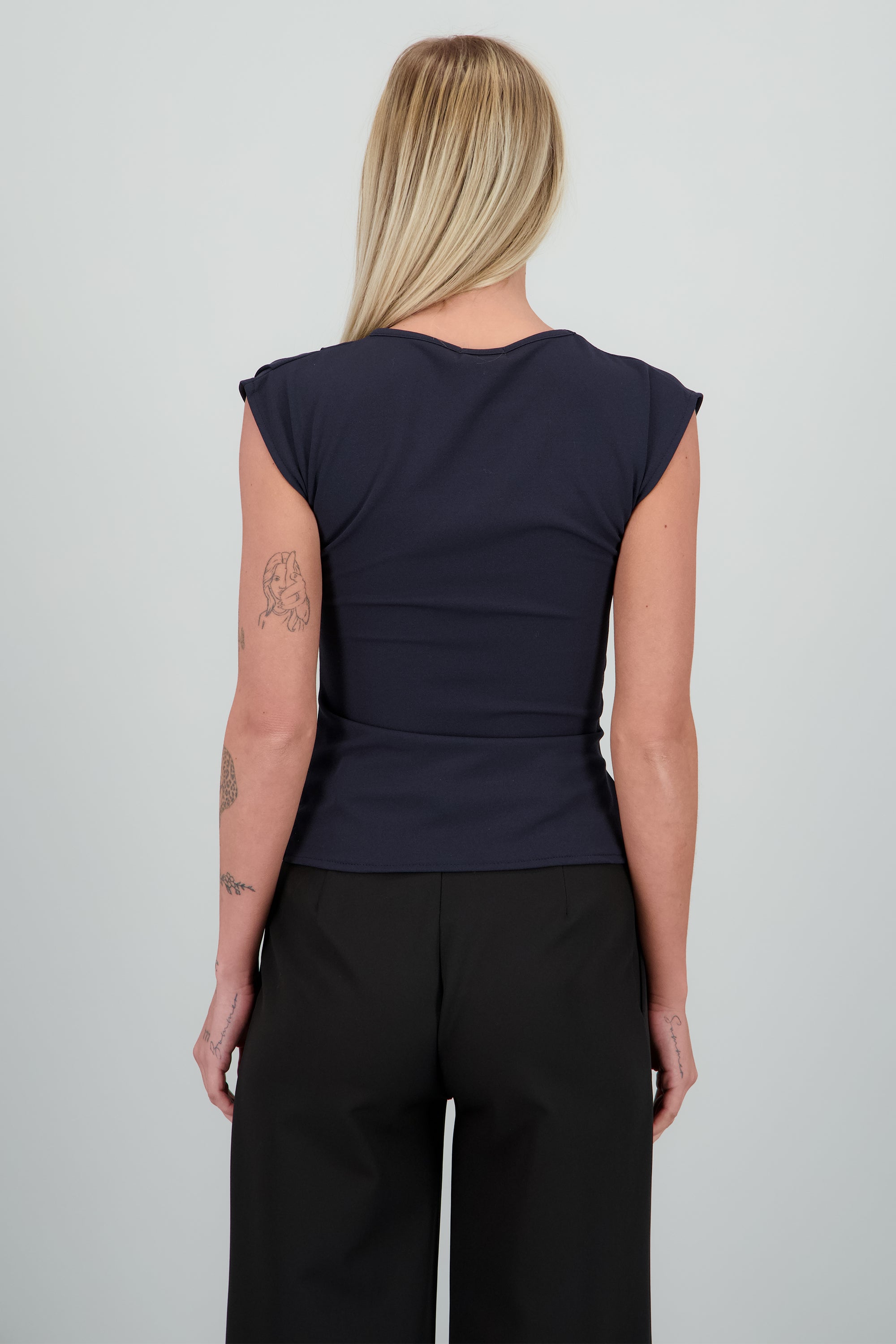 Blusa amarre lado GRIS OBSCURO