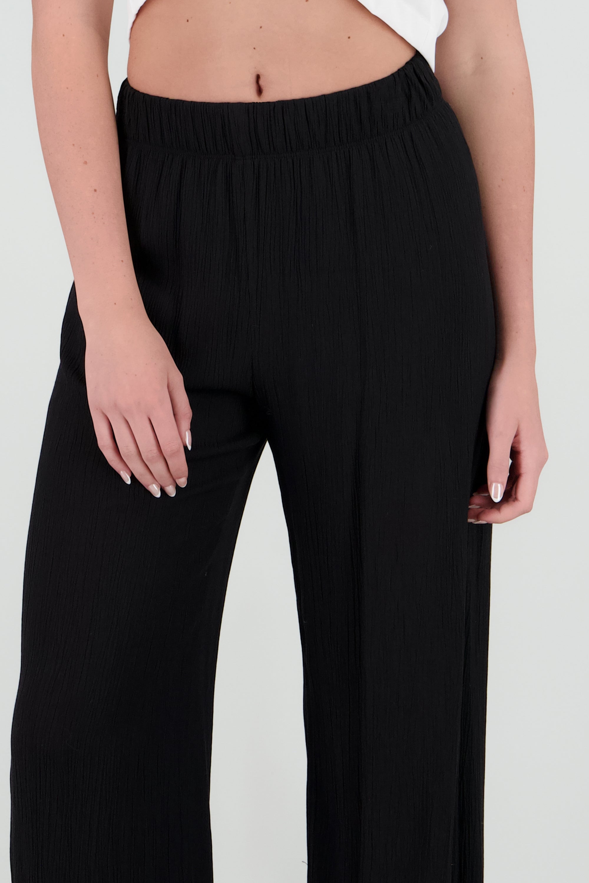 Pantalon amplio textura NEGRO
