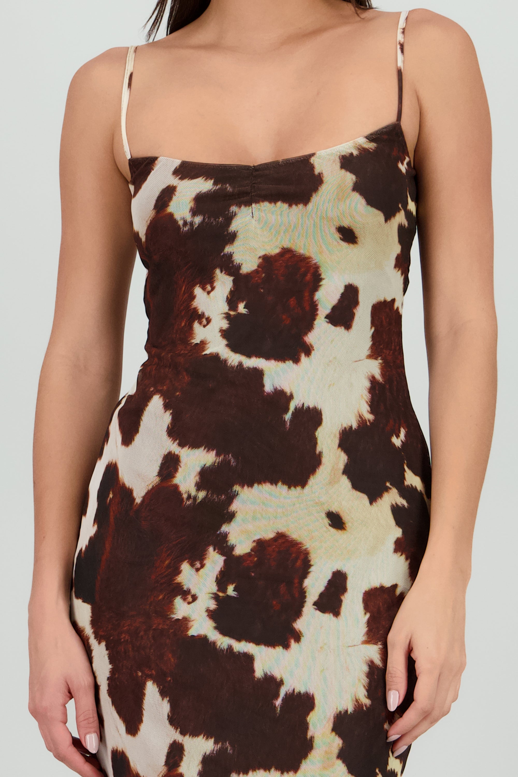 Vestido midi escote v animal print CAFE COMBO