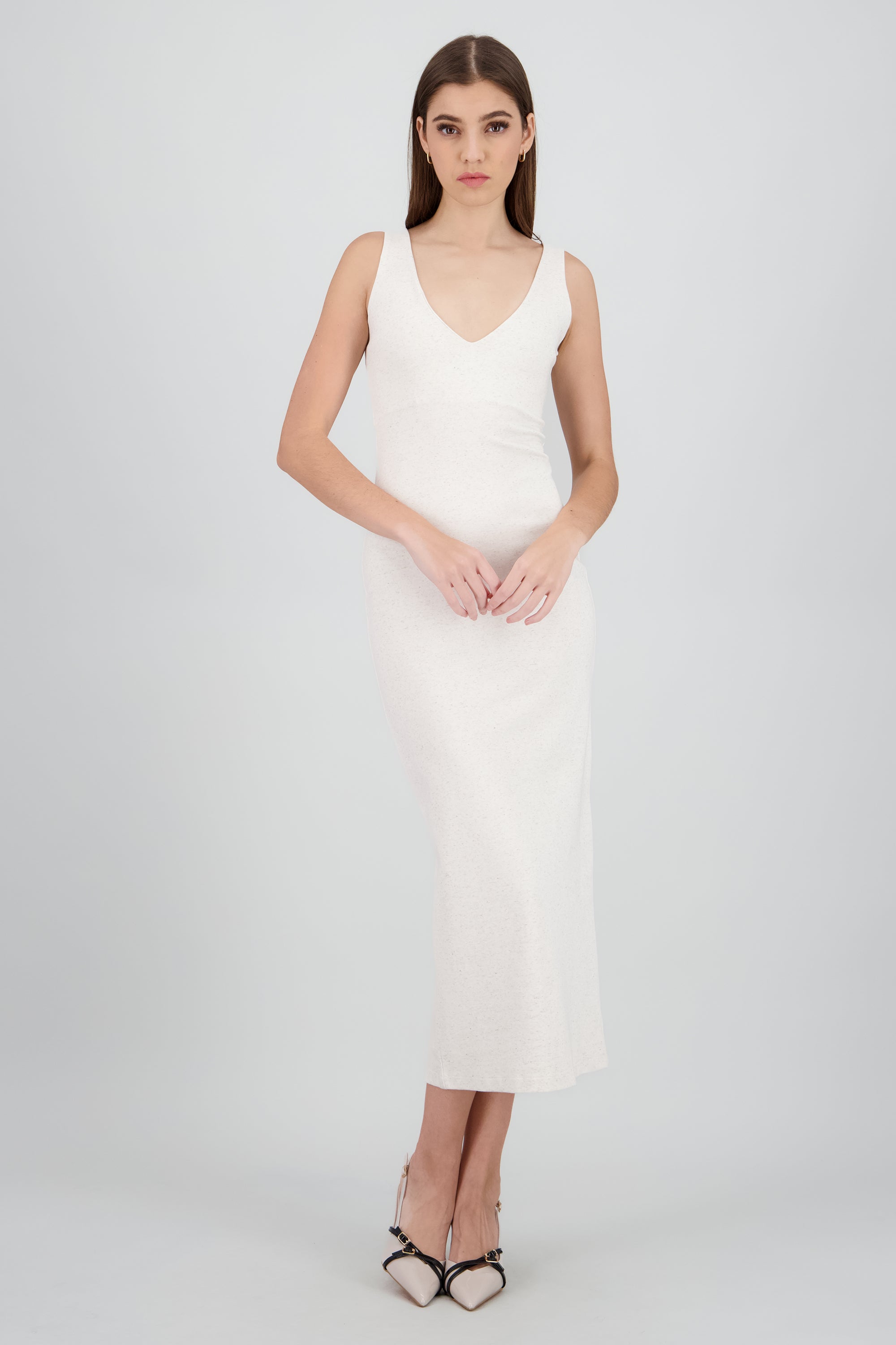 Vestido maxi bodycon con escote V CREMA