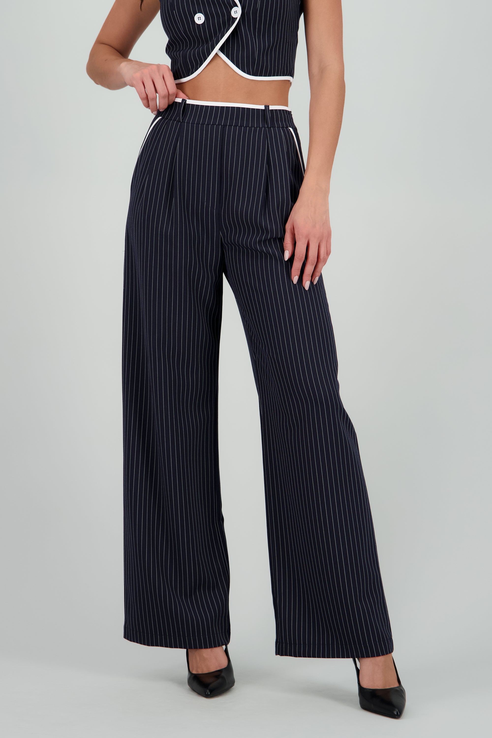 Pantalon con pinzas de rayas con contrastes MARINO COMBO