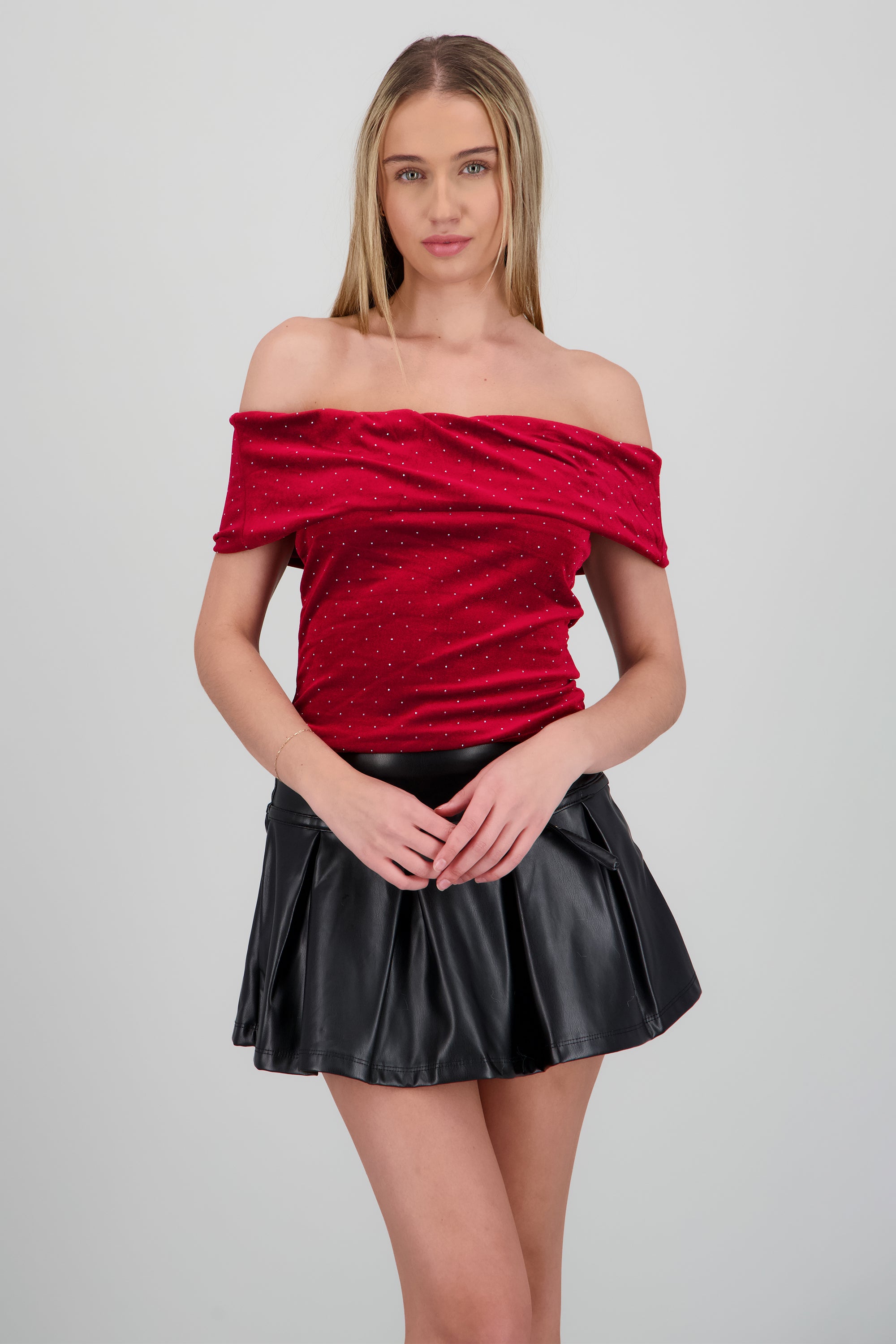 Top velvet off shoulder brillos manga corta VINO
