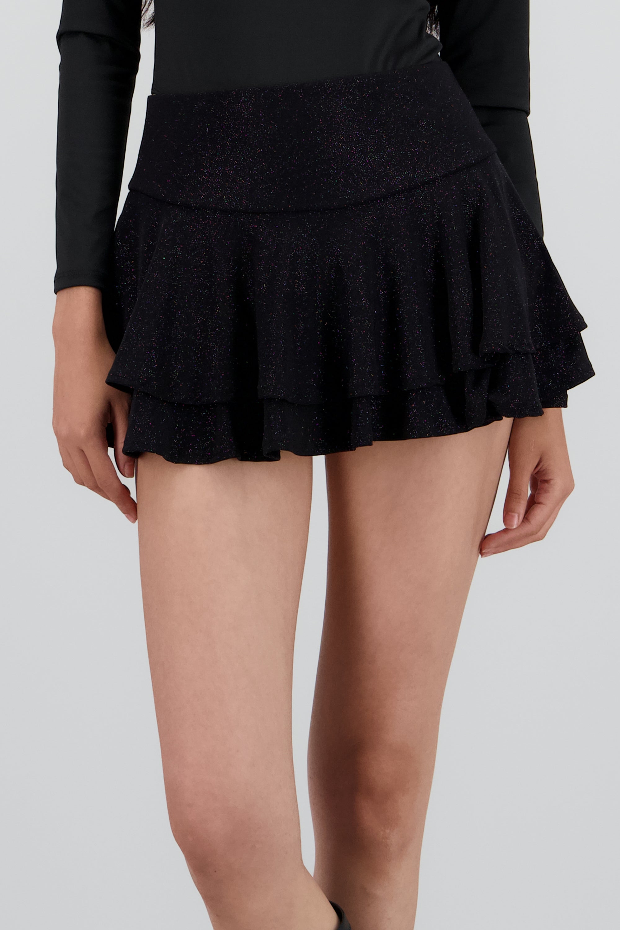 Falda short olanes brillos NEGRO
