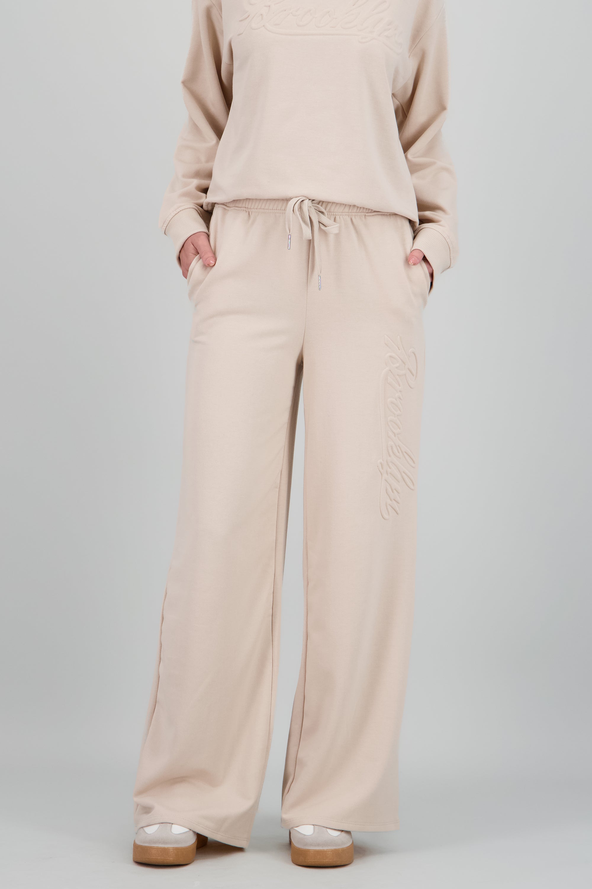 Pants amplios letras volumen BEIGE