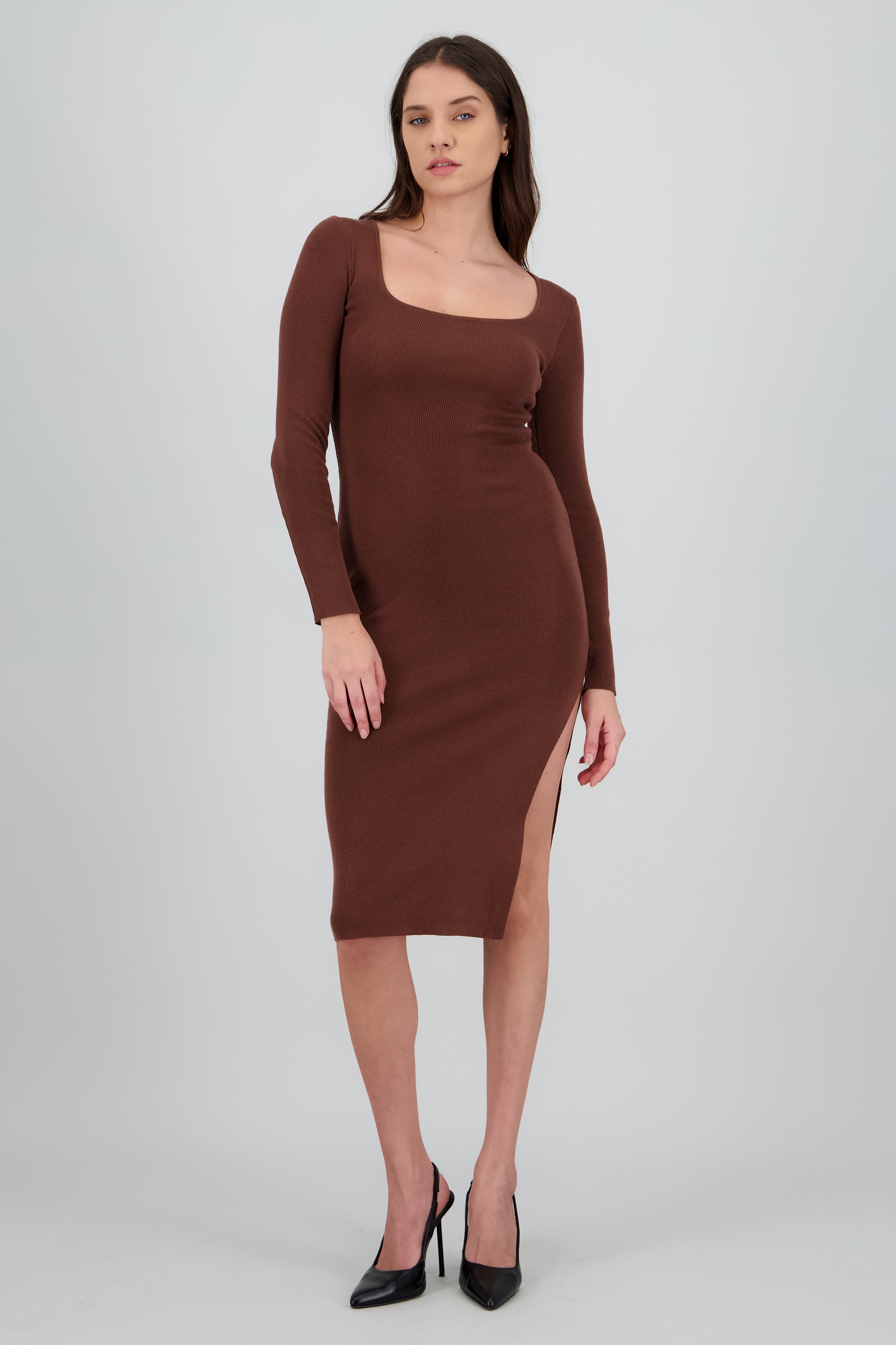 Vestido tejido escote cuadrado CHOCOLATE