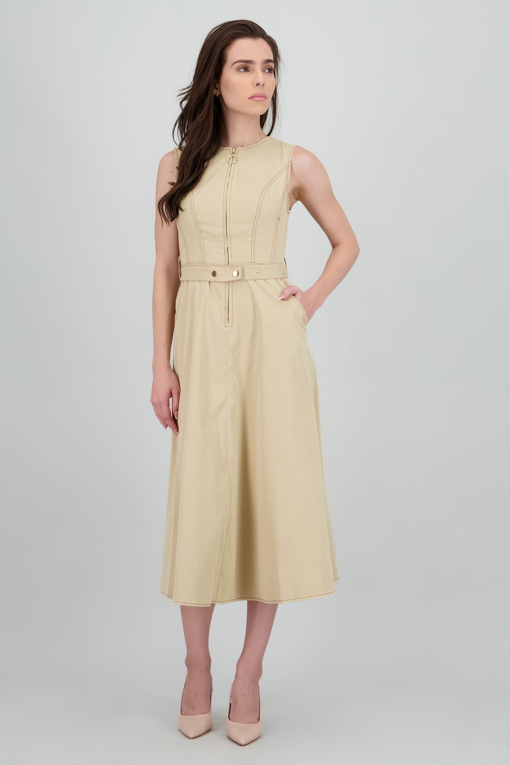 Vestido detalle botones manga corta KHAKI