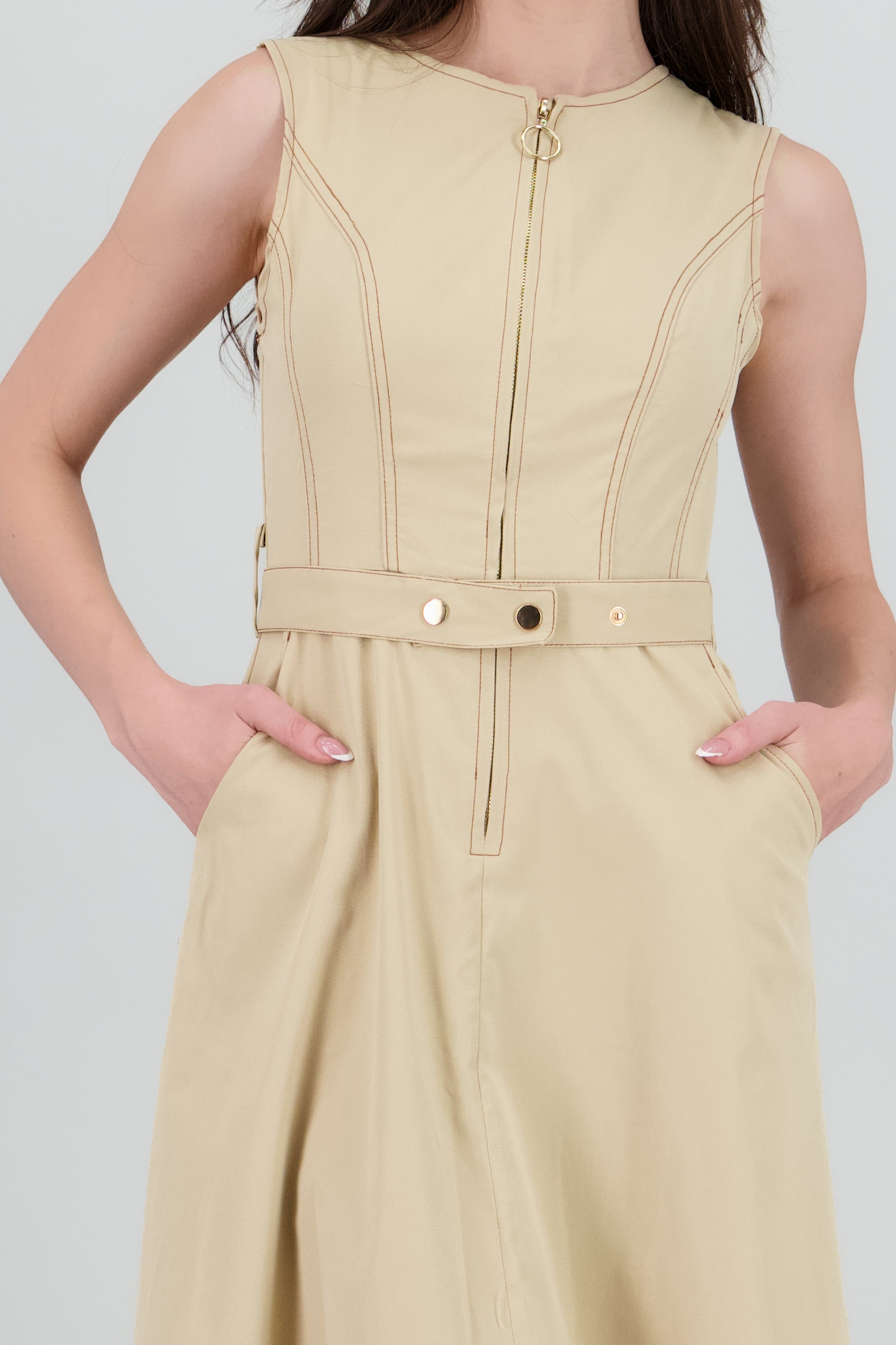 Vestido detalle botones manga corta KHAKI