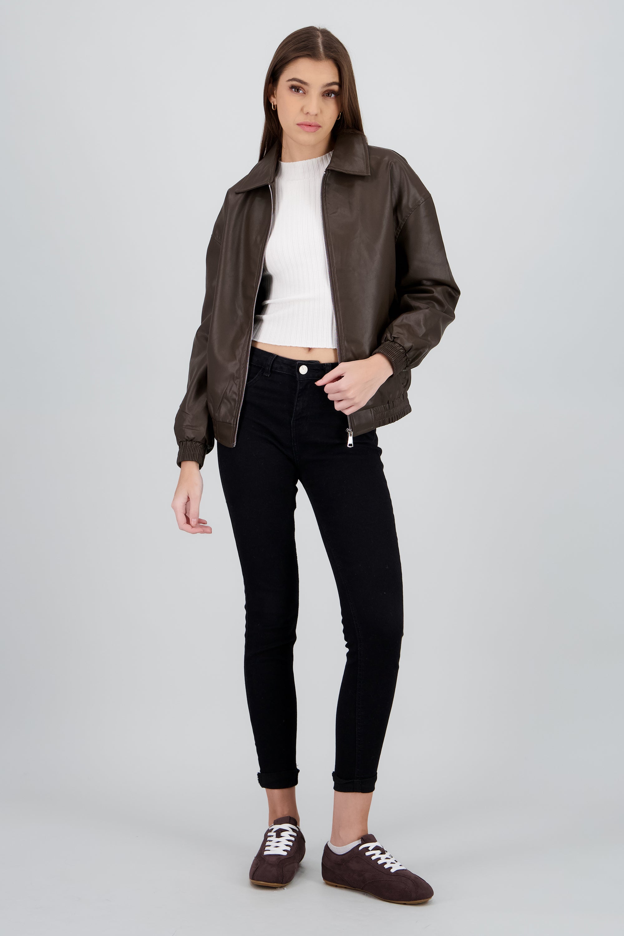 Tenis silueta retro cortes CAFE