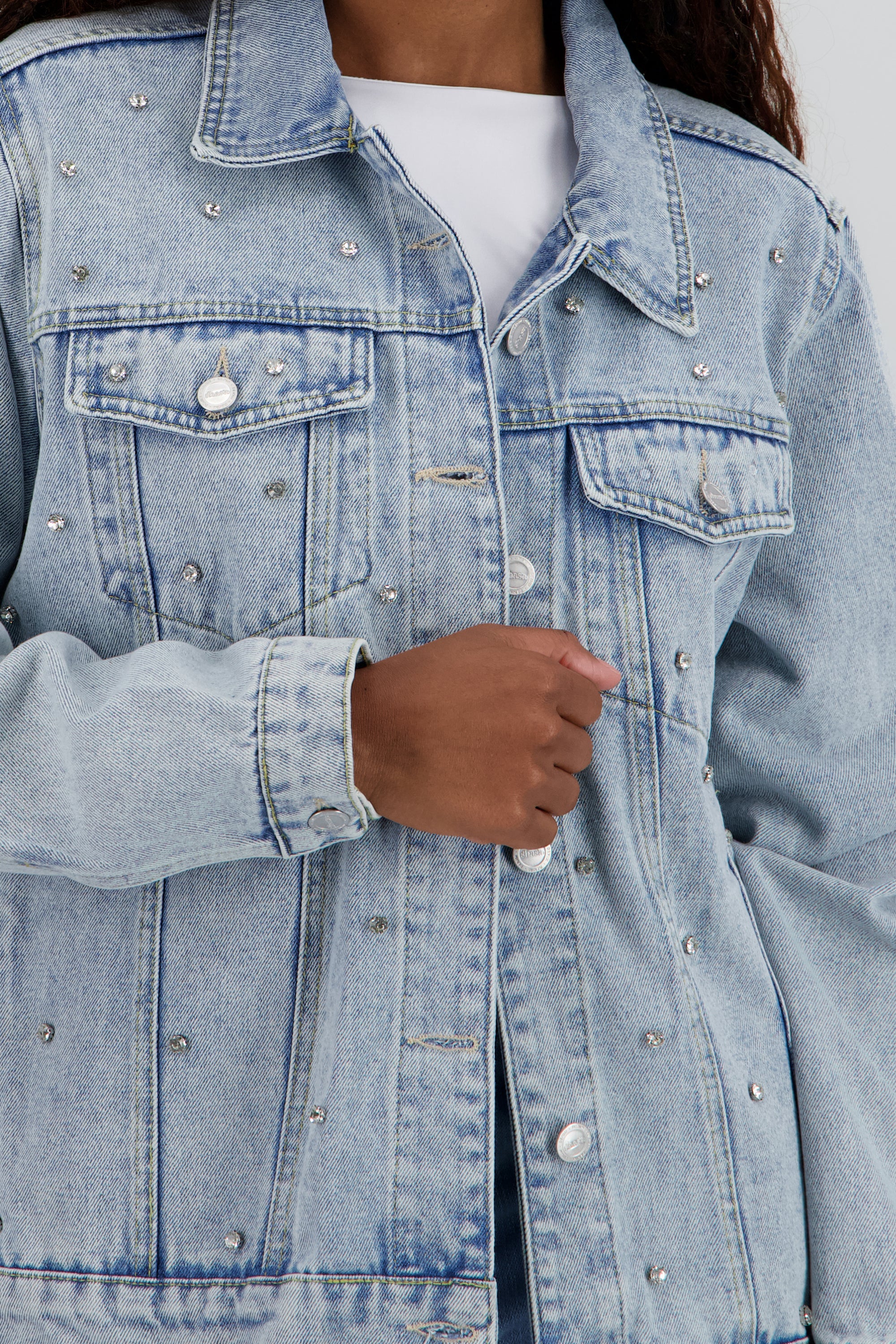 Chamarra trucker brillos LIGHT WASH