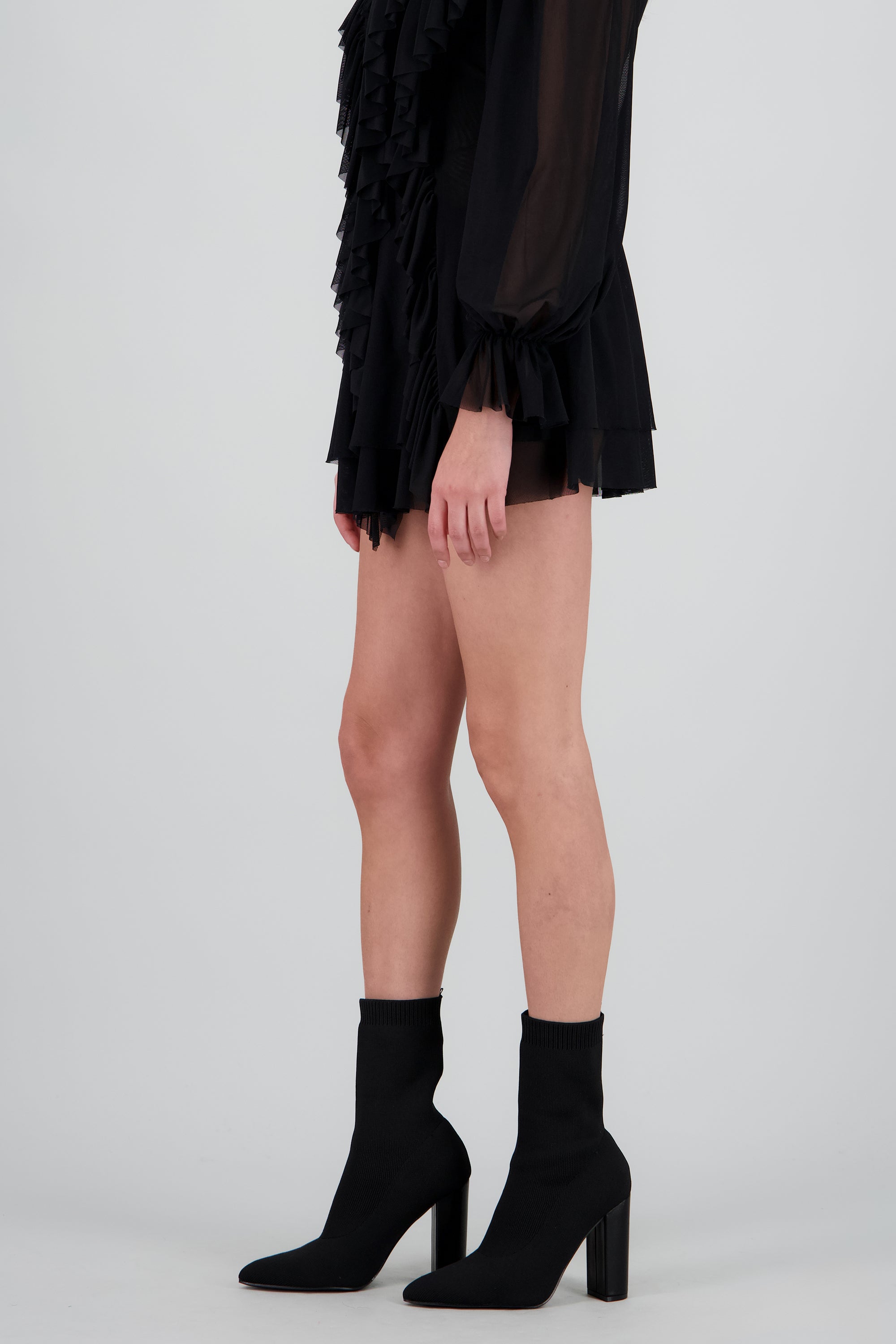 Botin midi puntal tejido NEGRO