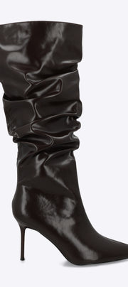 Bota alta pointy slouchy