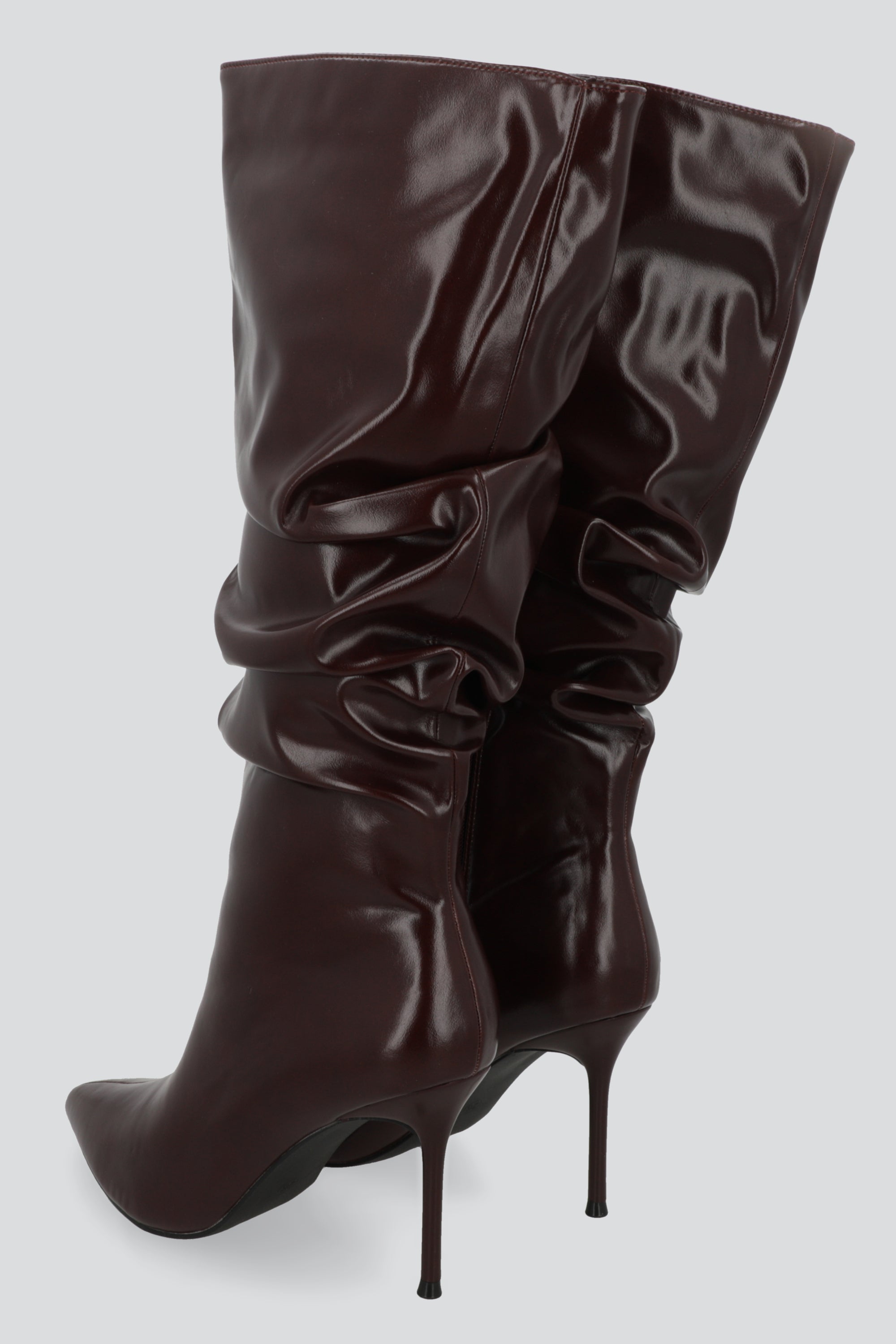 Bota alta pointy slouchy VINO
