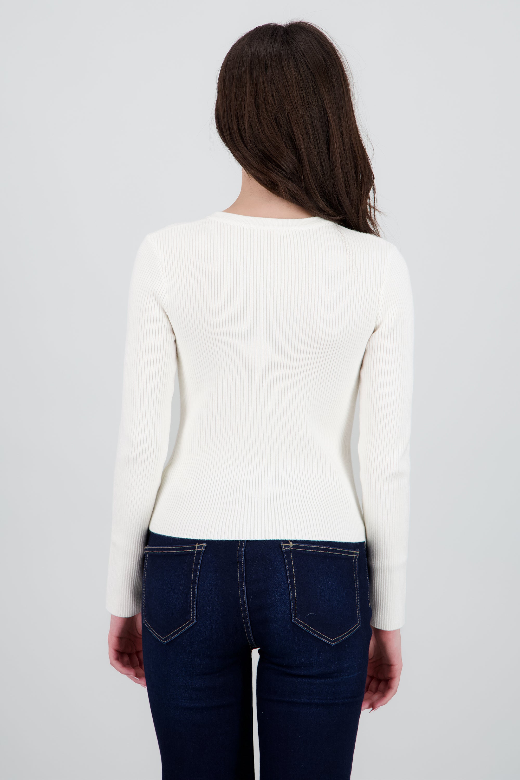 Sueter tejido con botones detalle cut out BLANCO
