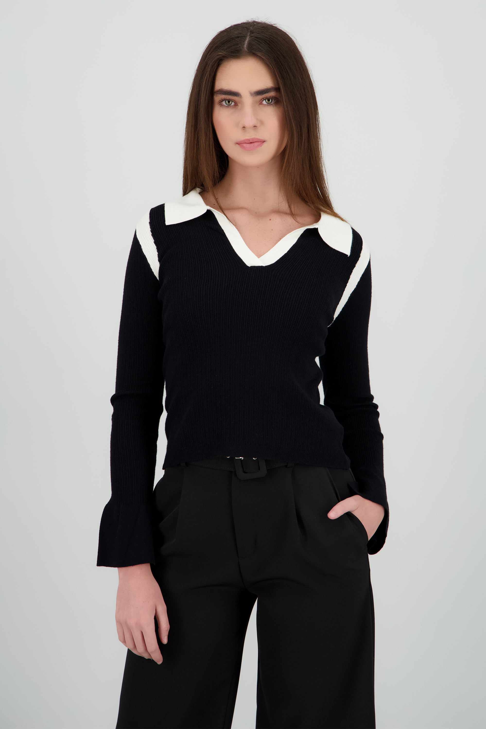 Top manga larga con cuello polo tejido NEGRO BLANCO