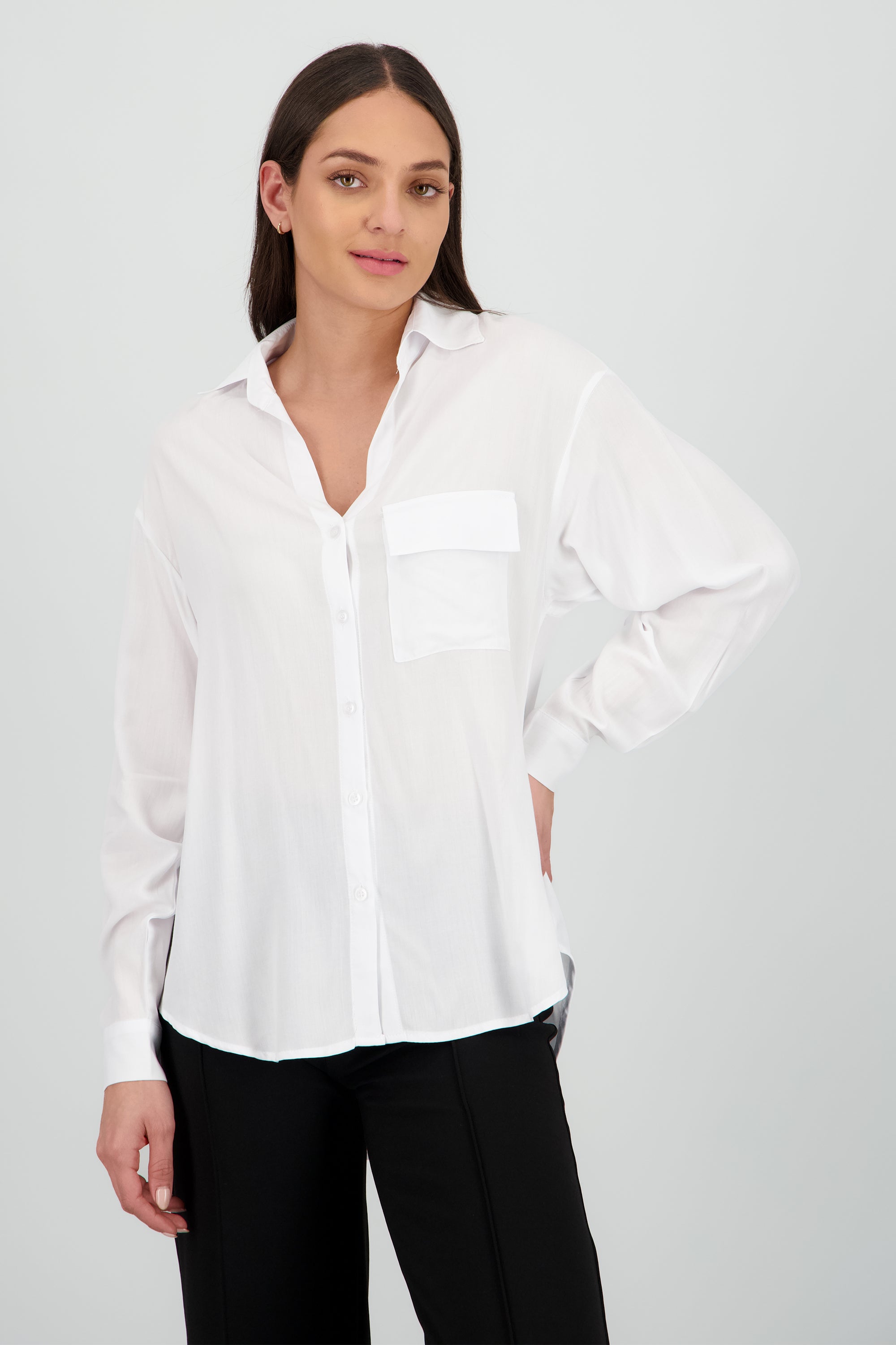 Camisa manga larga detalle bolsa BLANCO