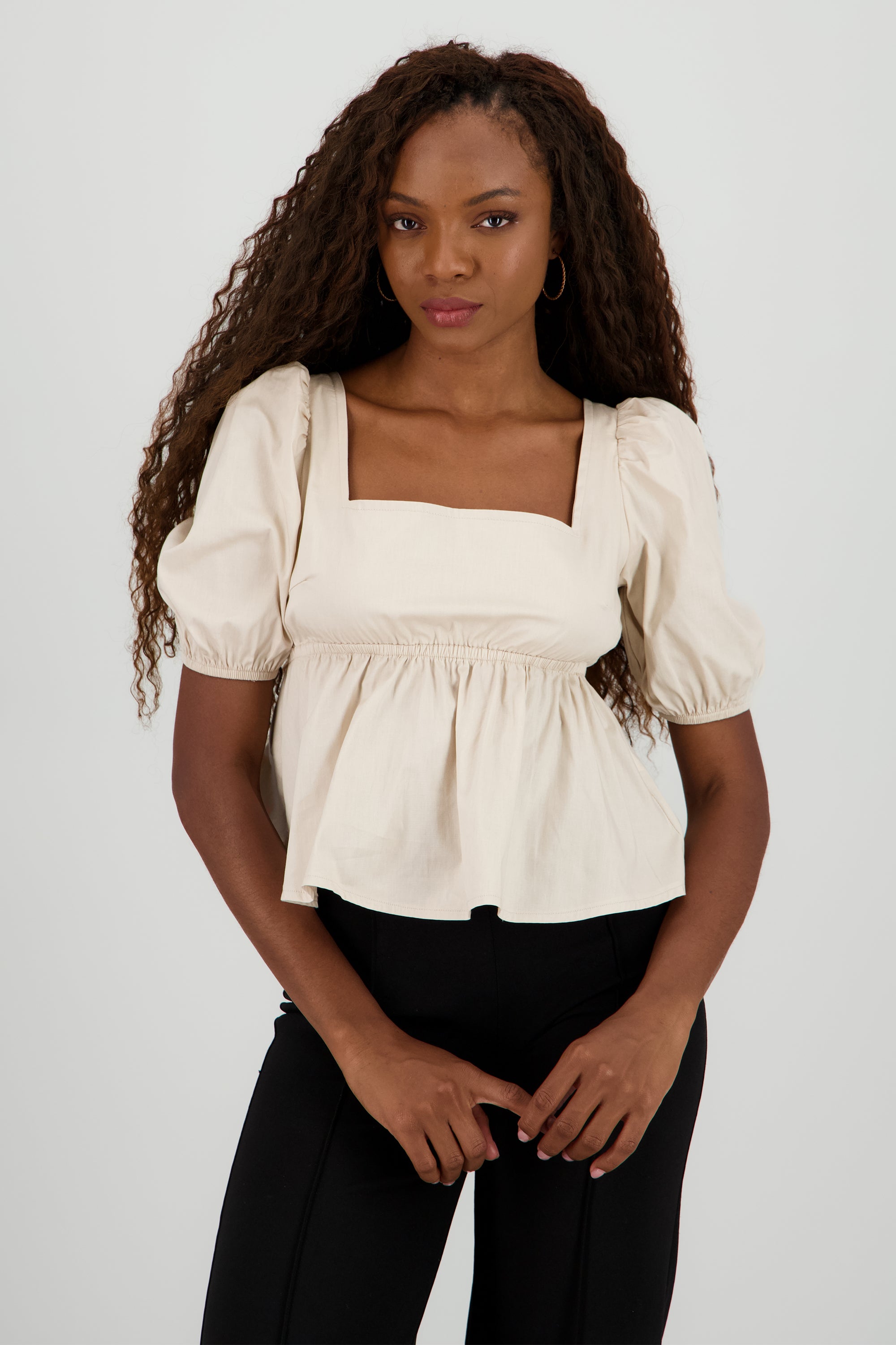 Blusa manga abullonada detalle olan BEIGE
