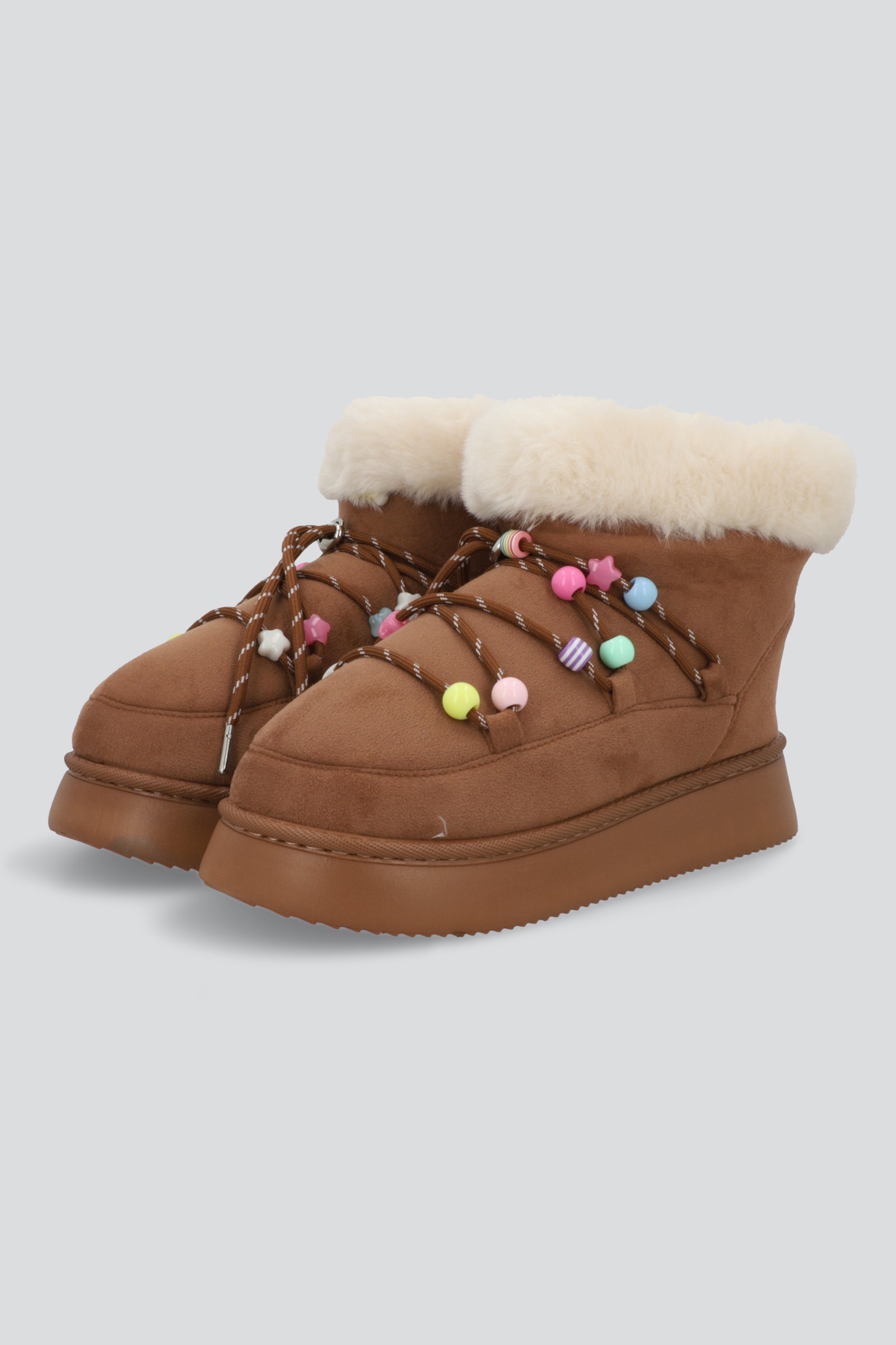 Bota invierno sherpa charms CAMELLO