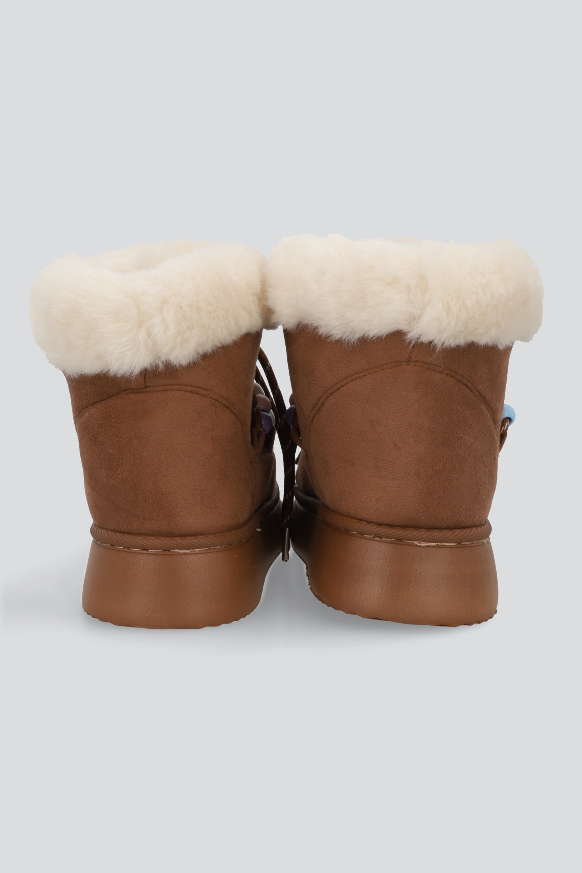 Bota invierno sherpa charms CAMELLO