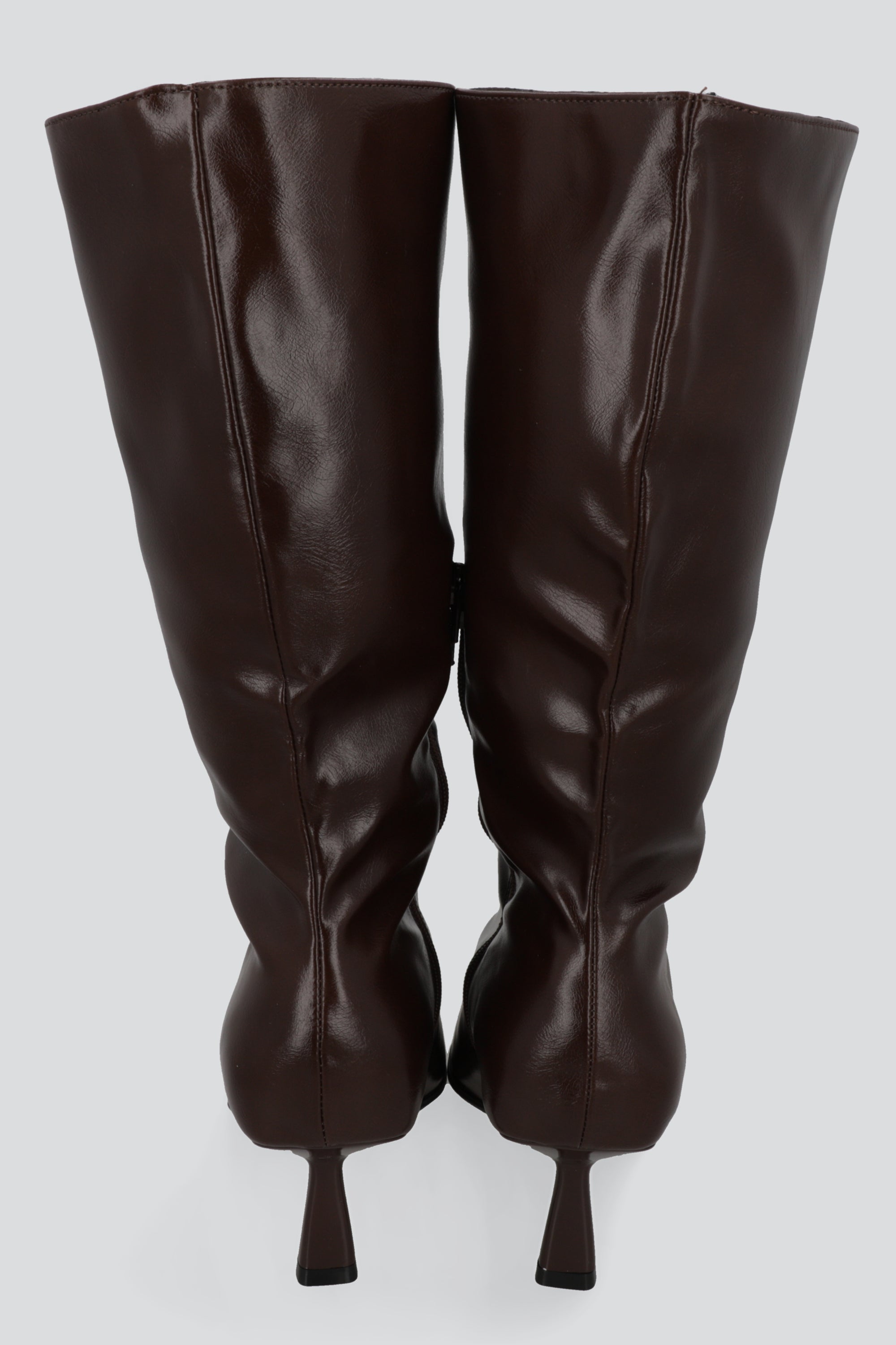 Bota alta pointy tacon puntal CAFE