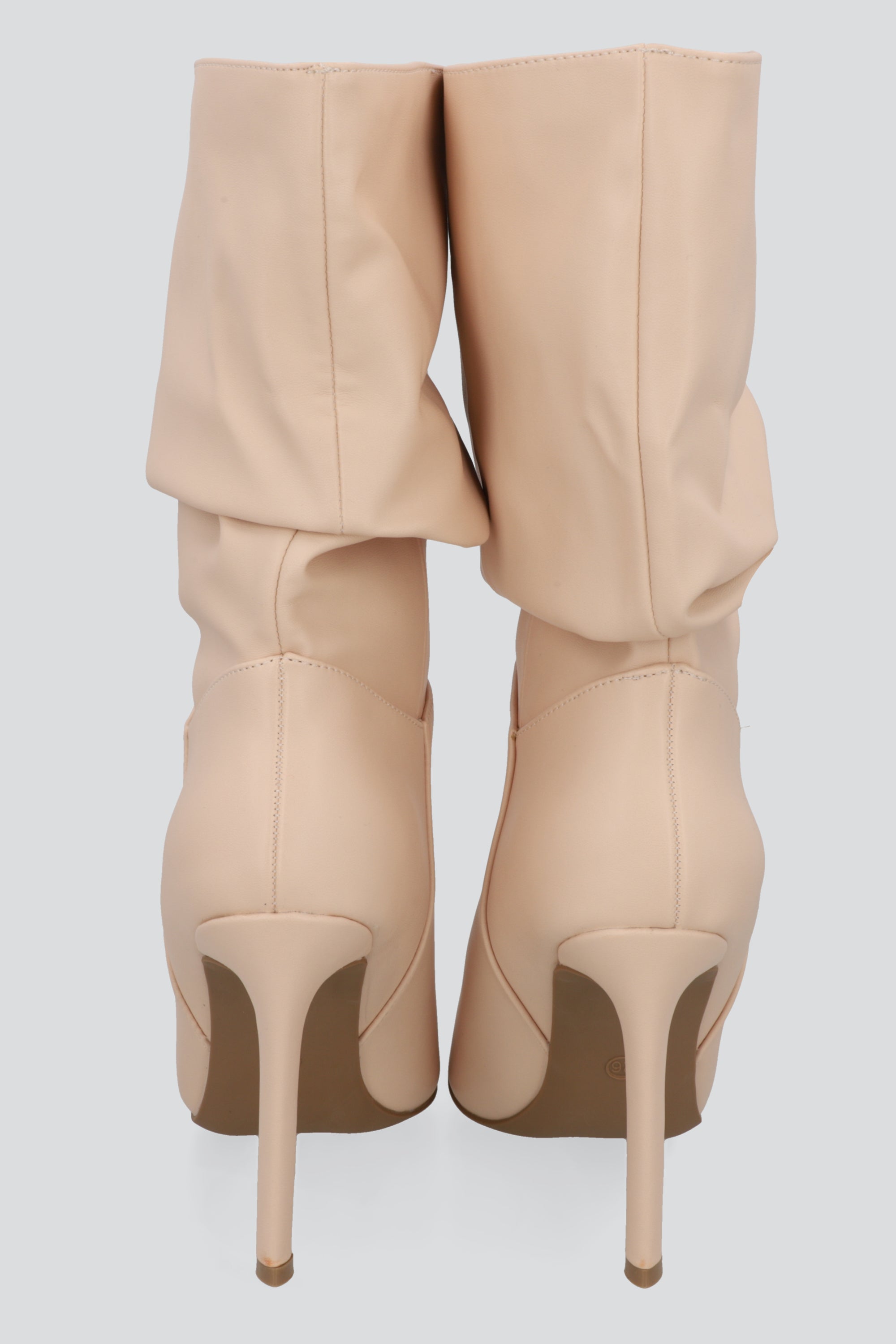Bota slouchy midi punta metalica NUDE