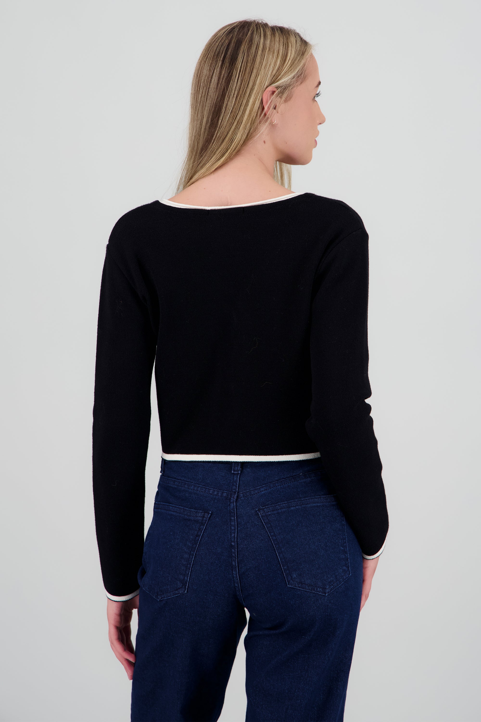 Cardigan botones detalle contraste NEGRO