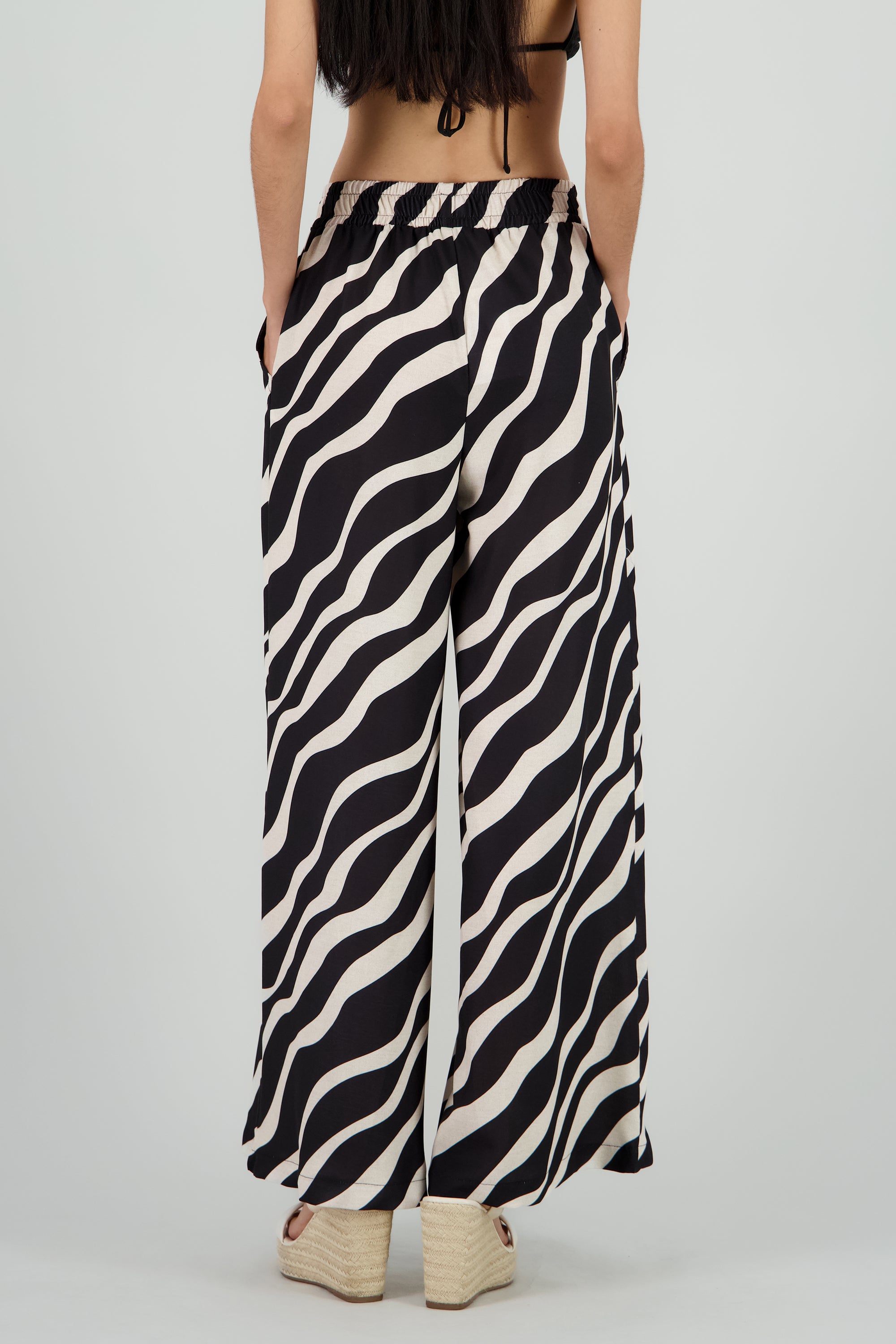 Pantalones estampado tropical jareta NEGRO COMBO