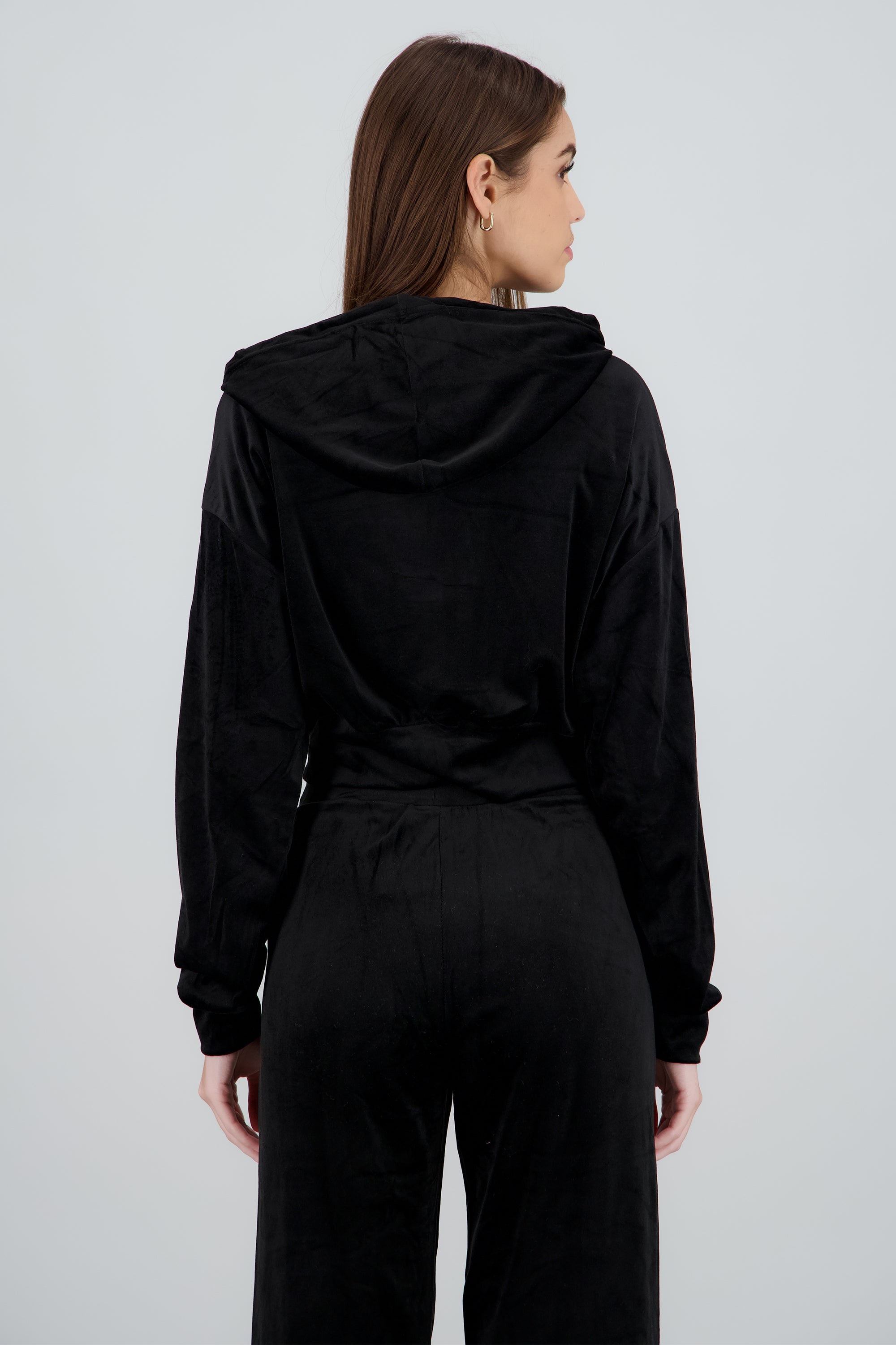 Chamarra velvet NEGRO