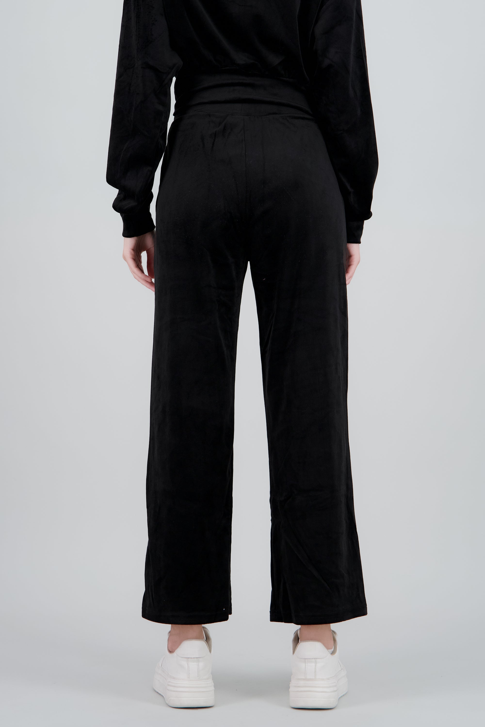 Pantalones velvet NEGRO