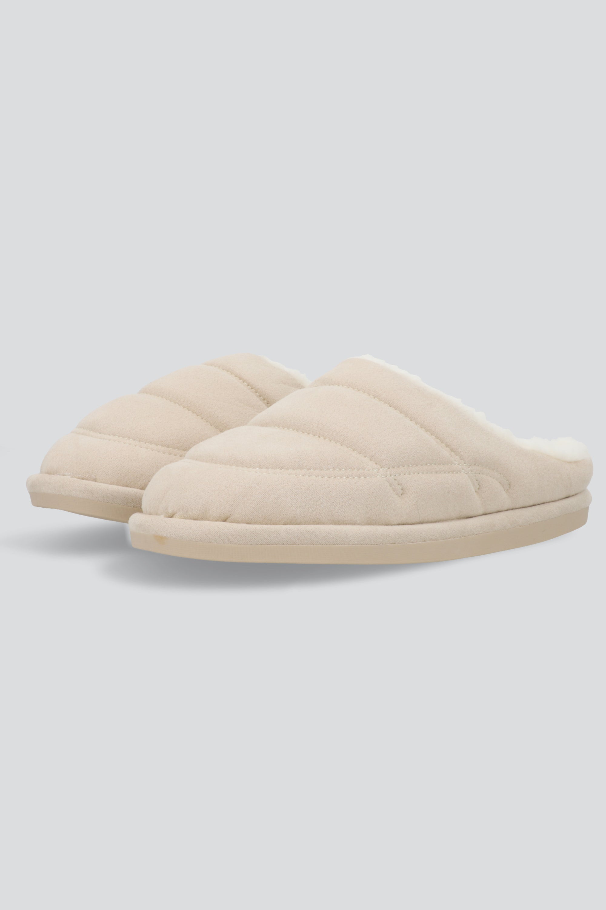 Pantufla mula divisiones puff HUESO