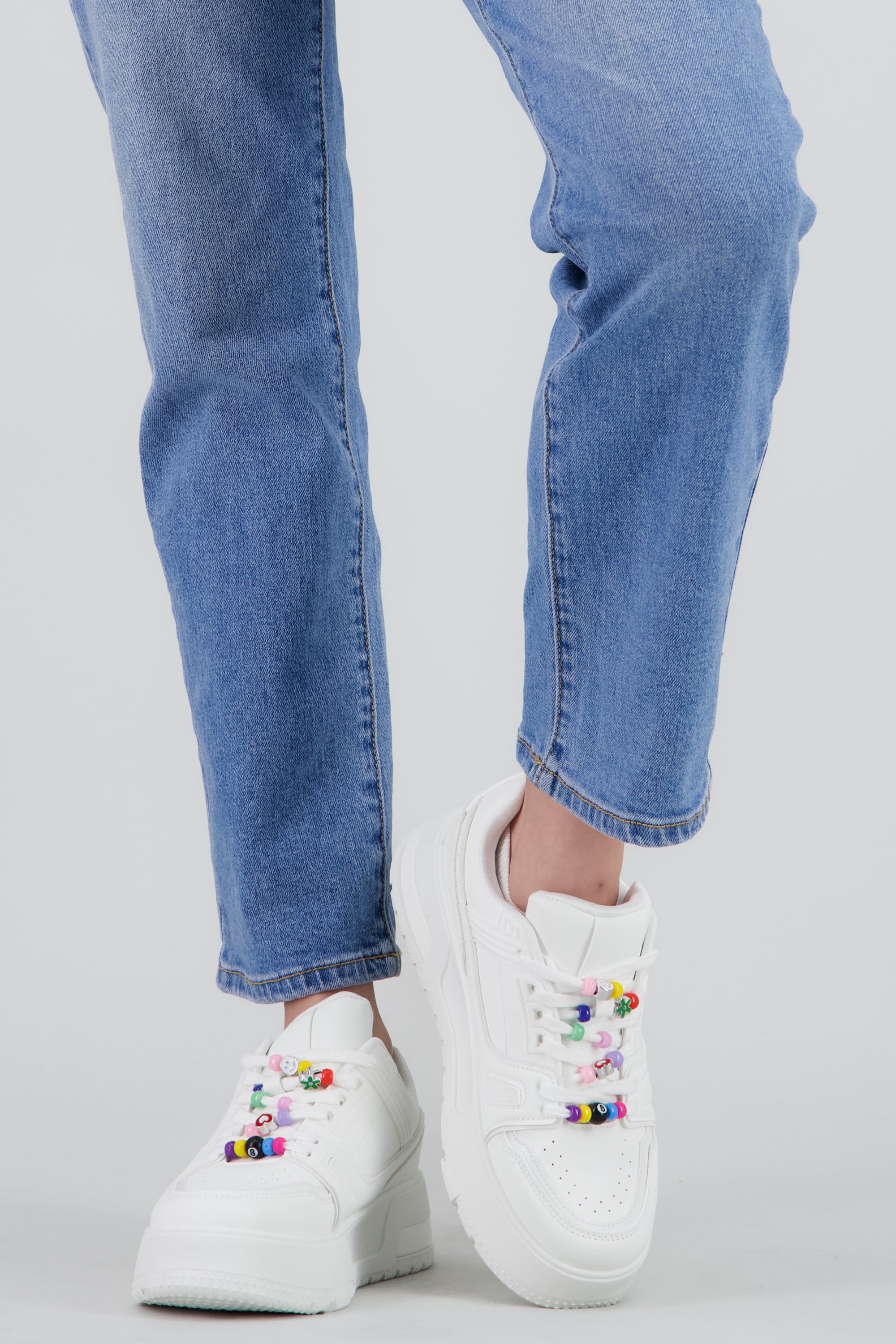 Tenis plataforma charms MULTICOLOR