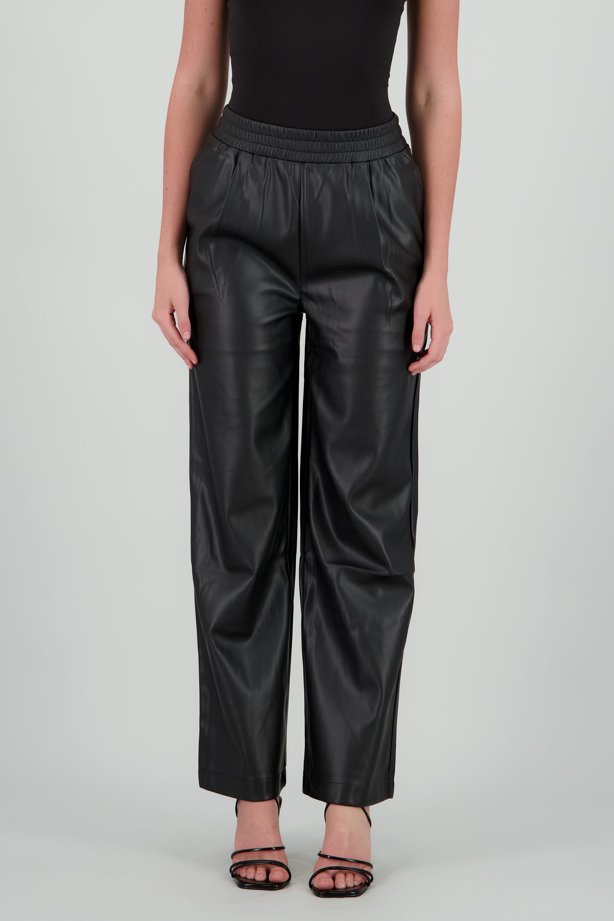 Pantalones pu pretina resorte NEGRO
