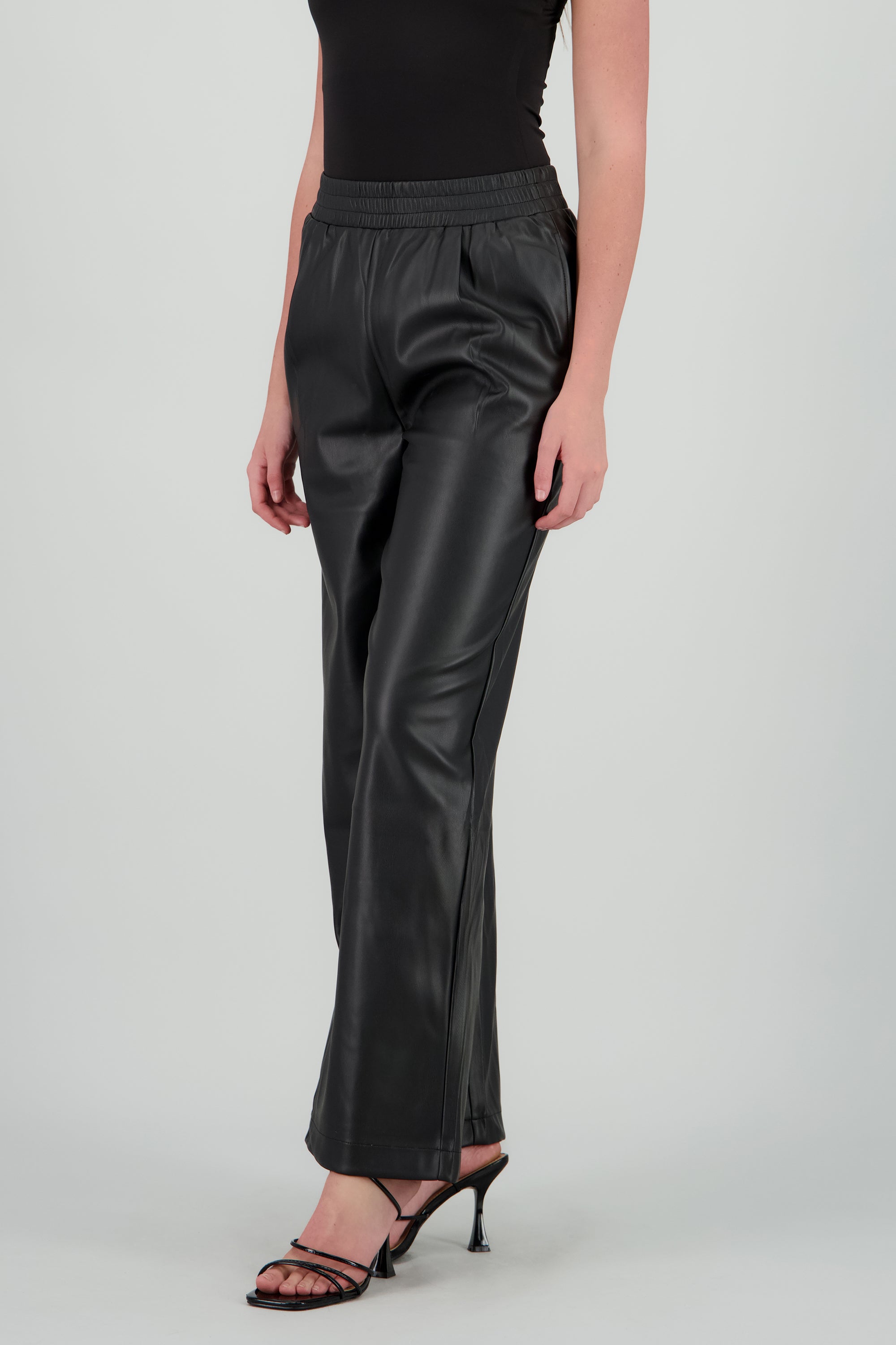 Pantalones pu pretina resorte NEGRO