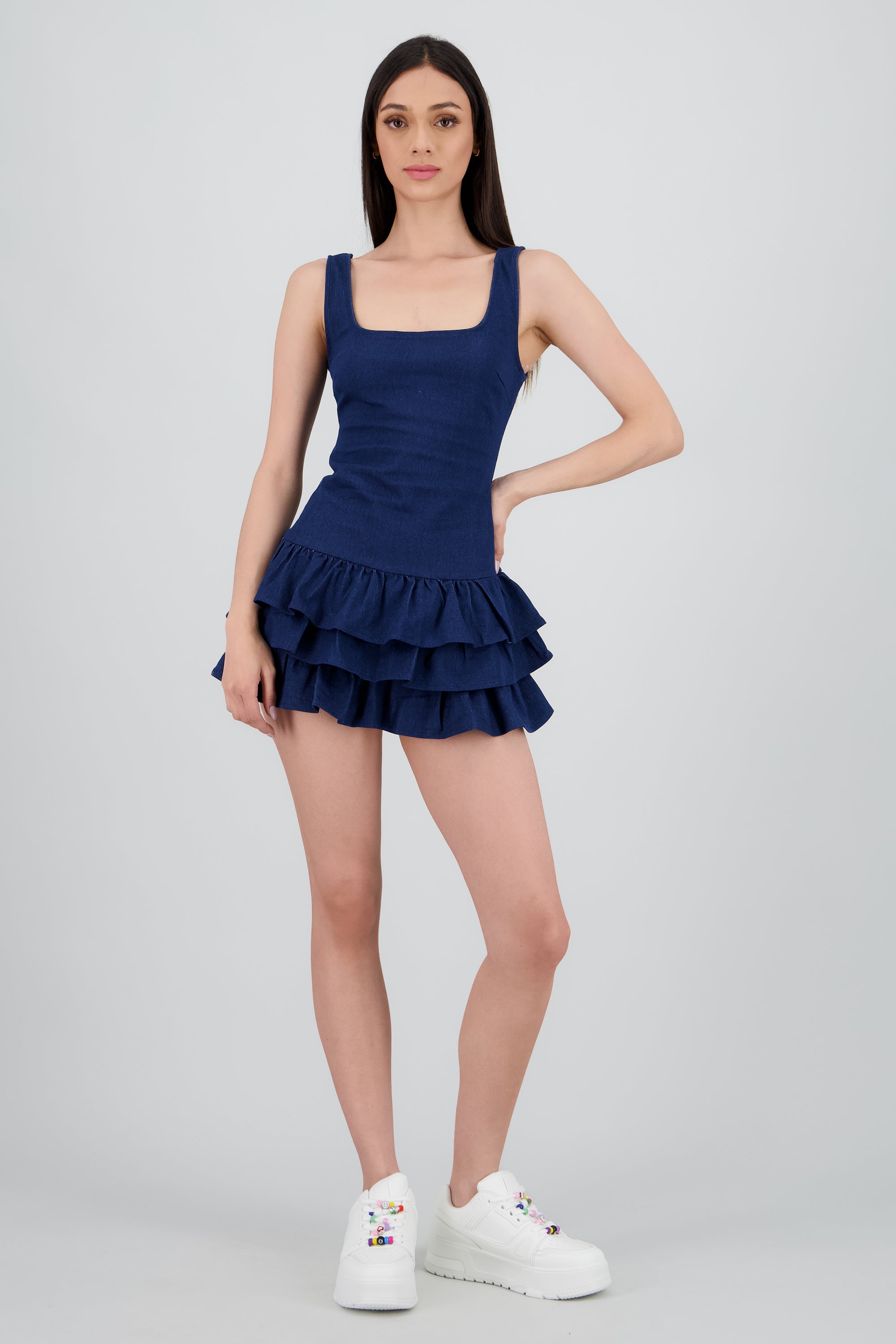 Vestido denim con olanes DARK WASH