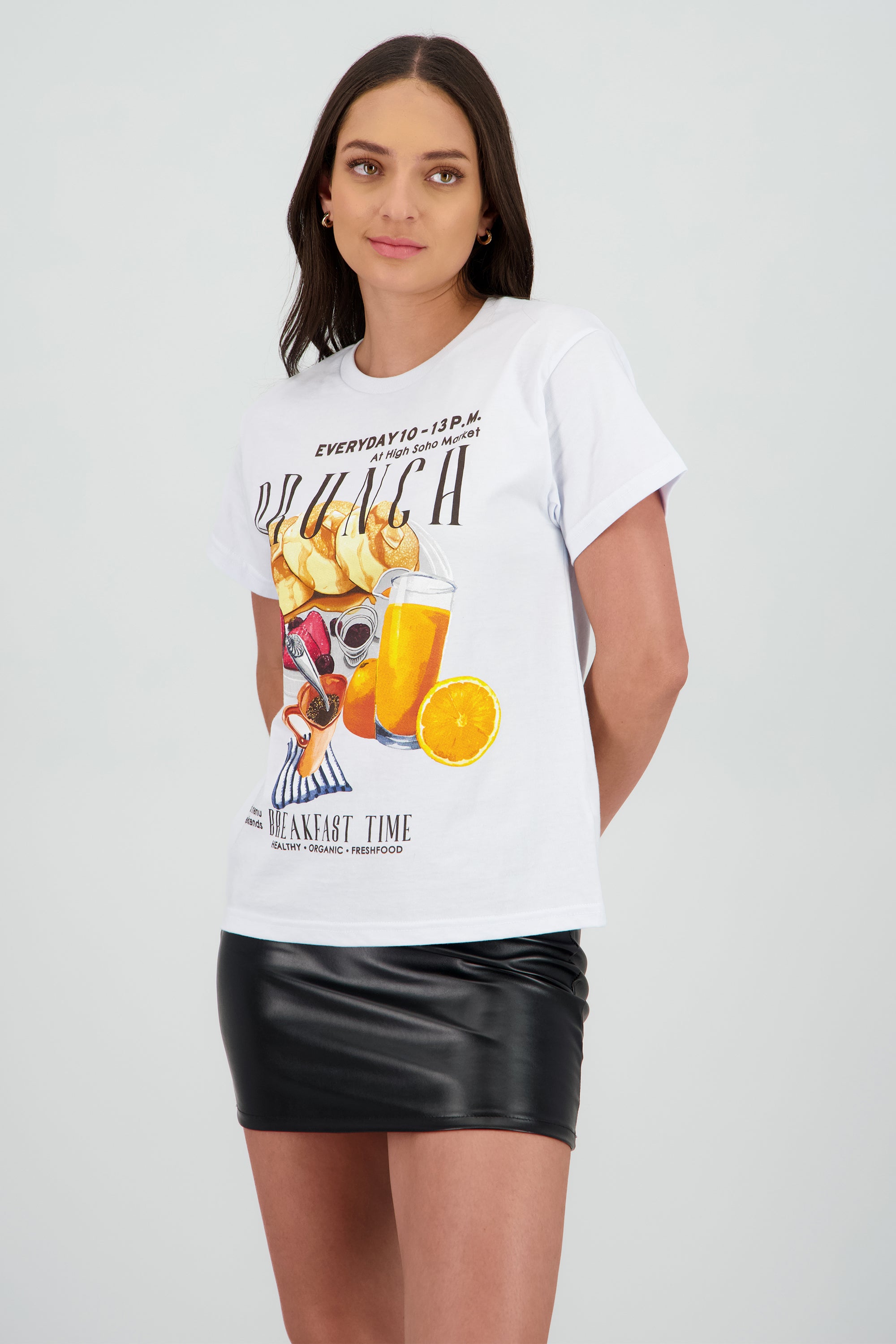 Playera manga corta estampado brunch BLANCO