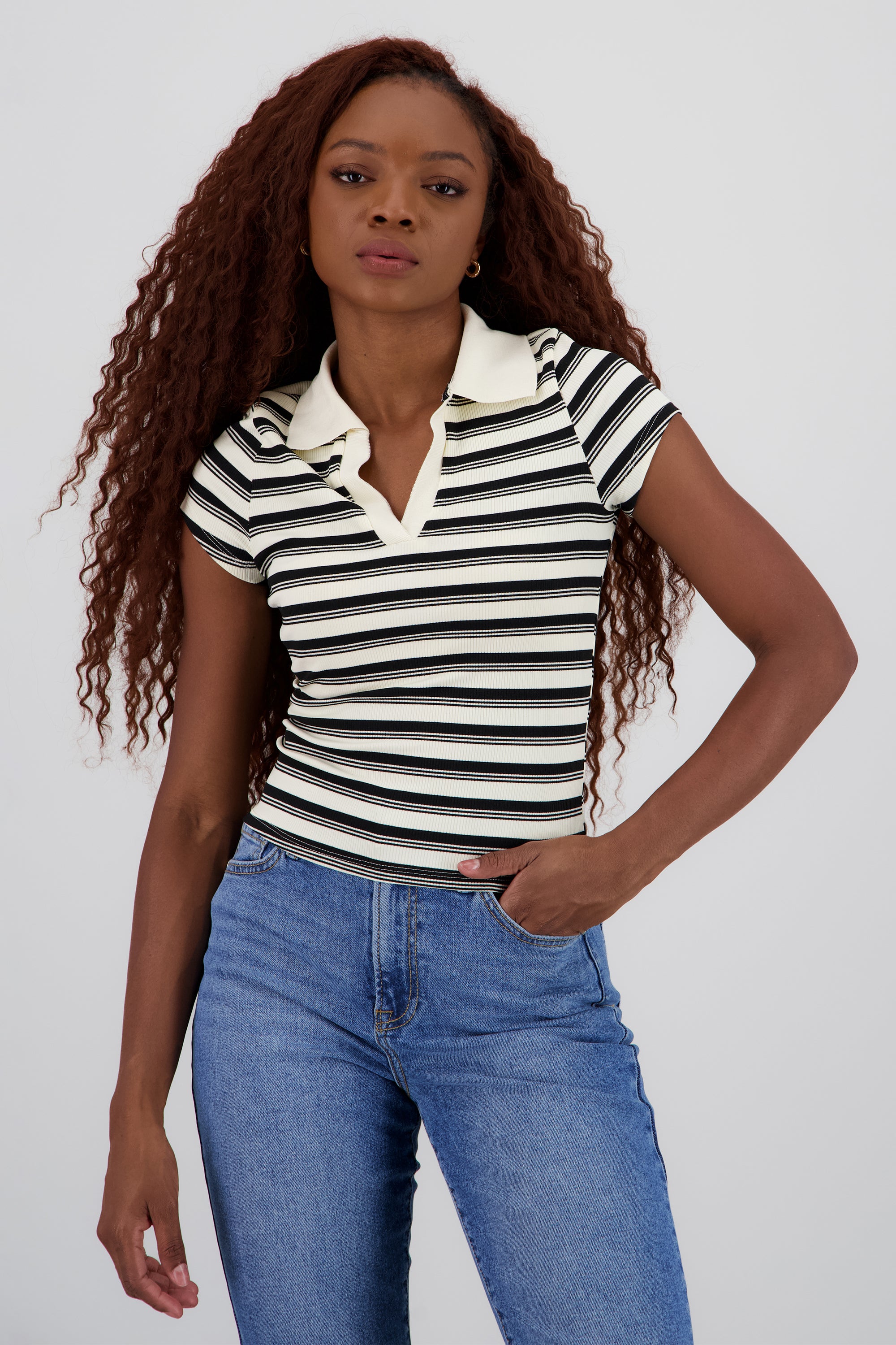 Top cuello polo manga corta rayas HUESO COMBO
