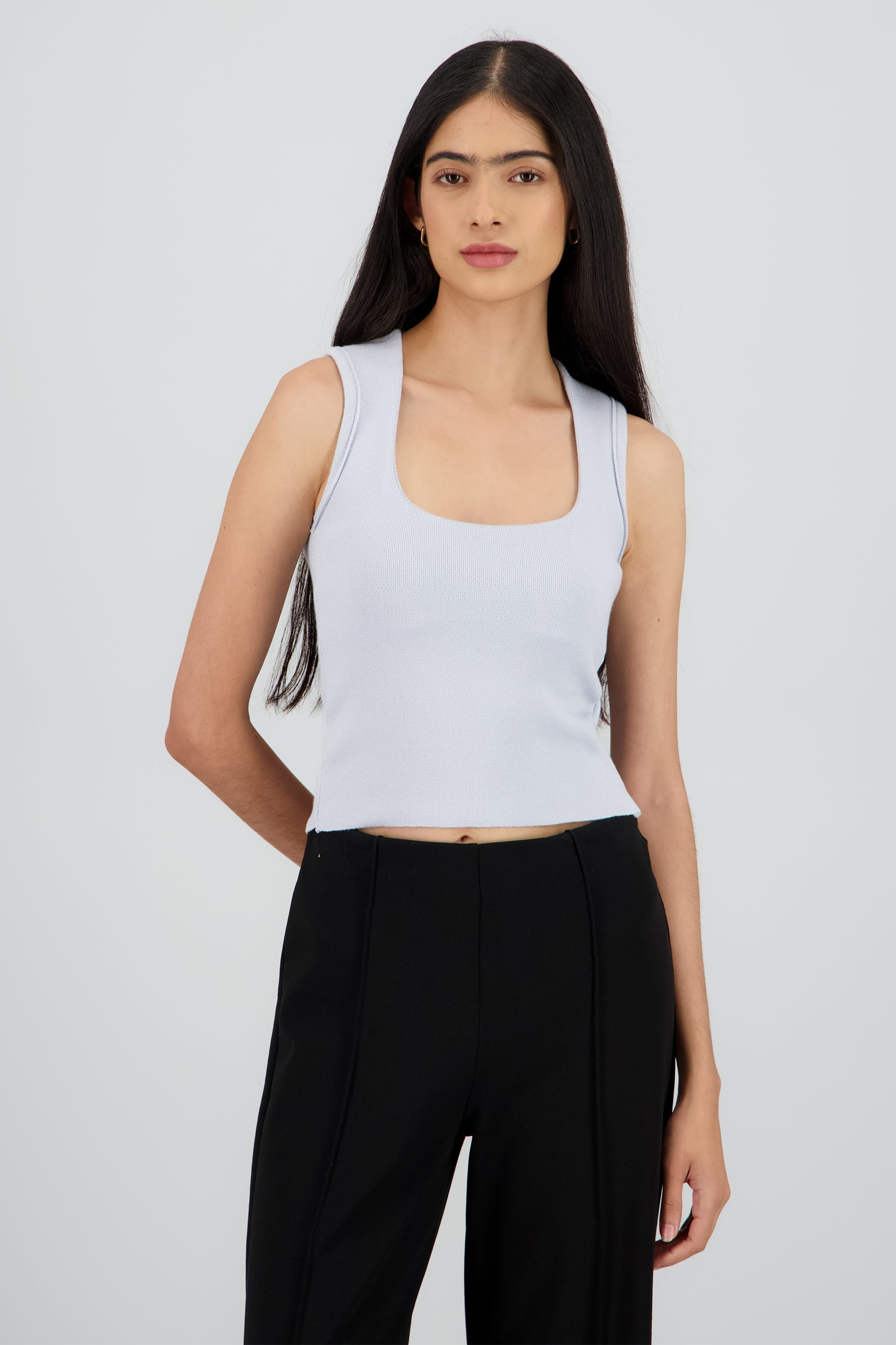 Top escote cuadrado tirante AZUL PASTEL